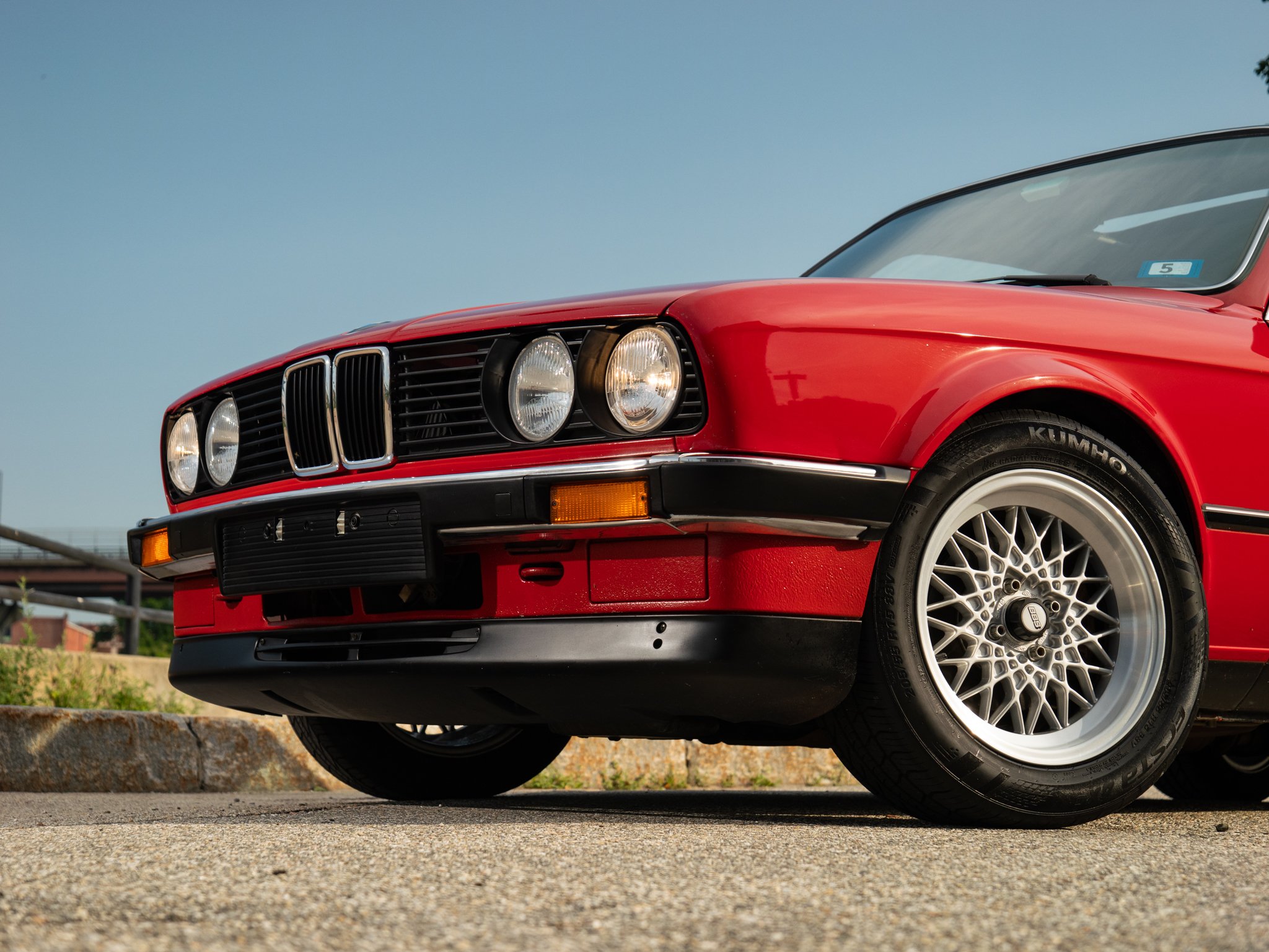 E30 325E (148).jpg