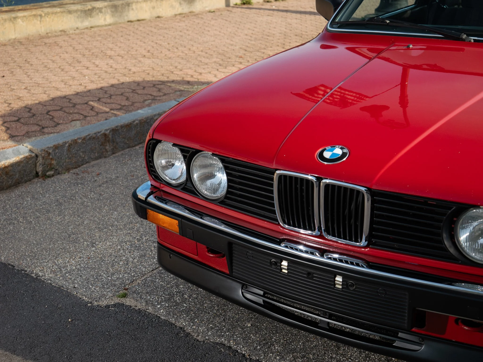 E30 325E (142).jpg