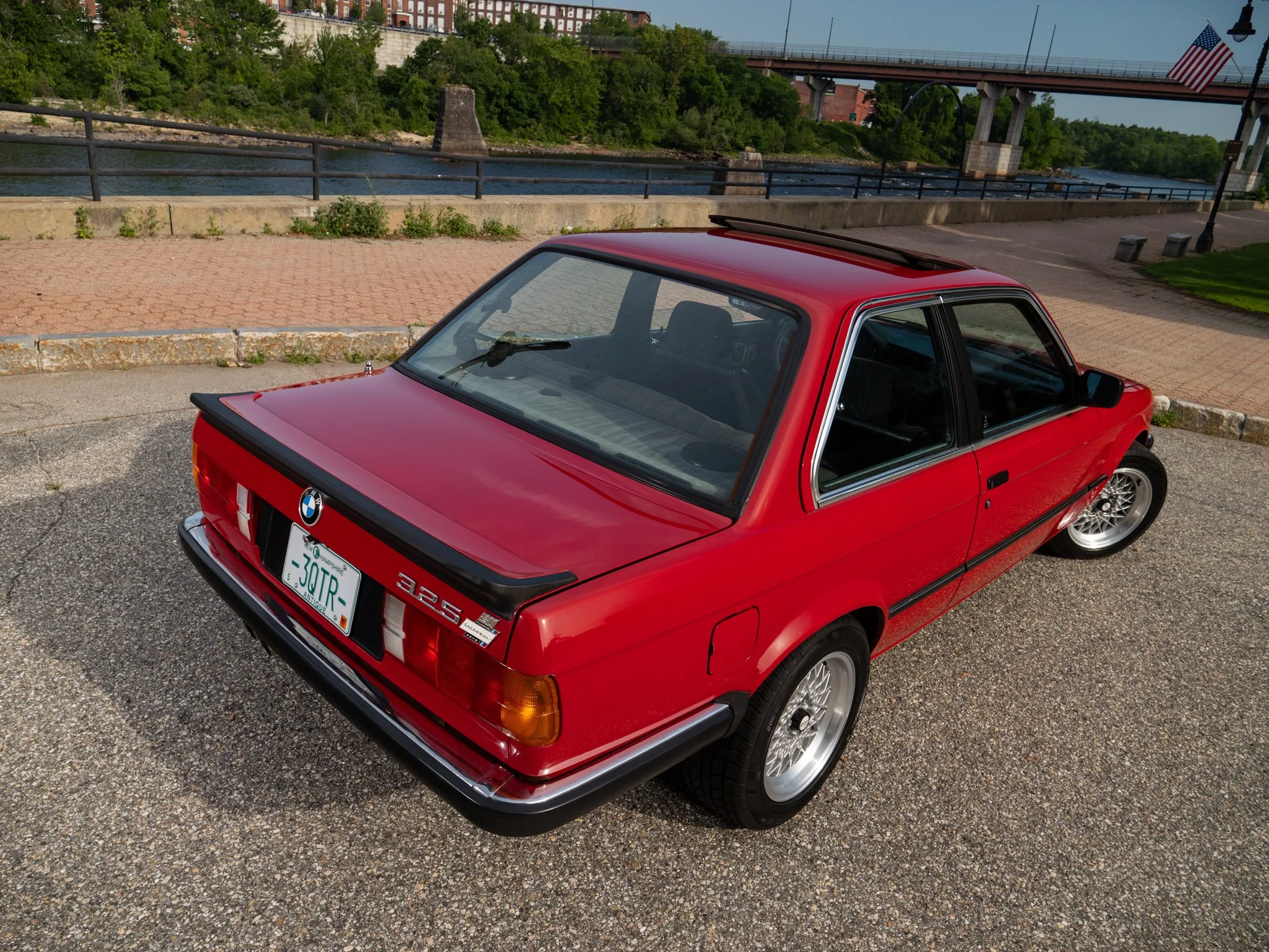 E30 325E (64).jpg