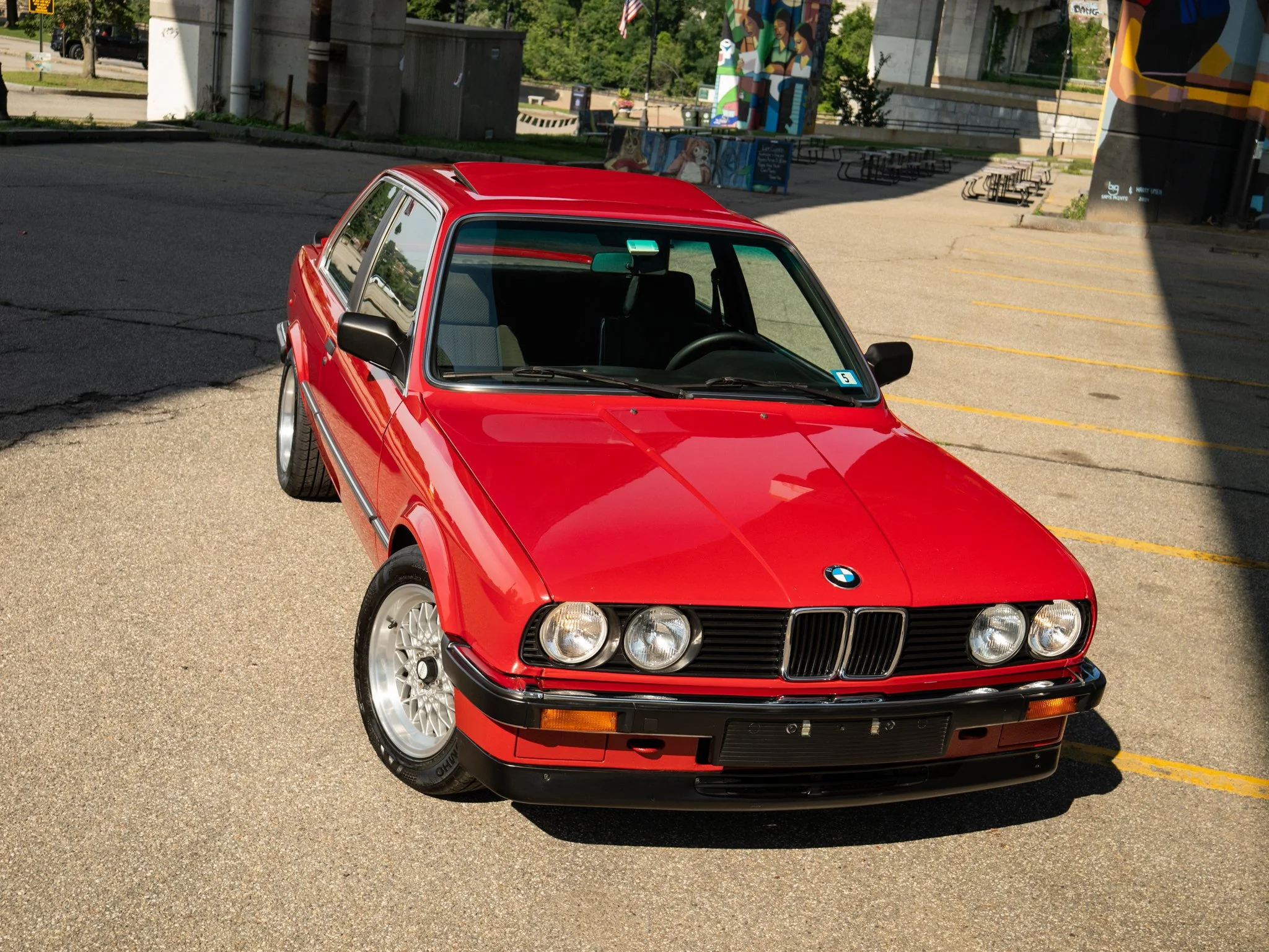 E30 325E (35).jpg