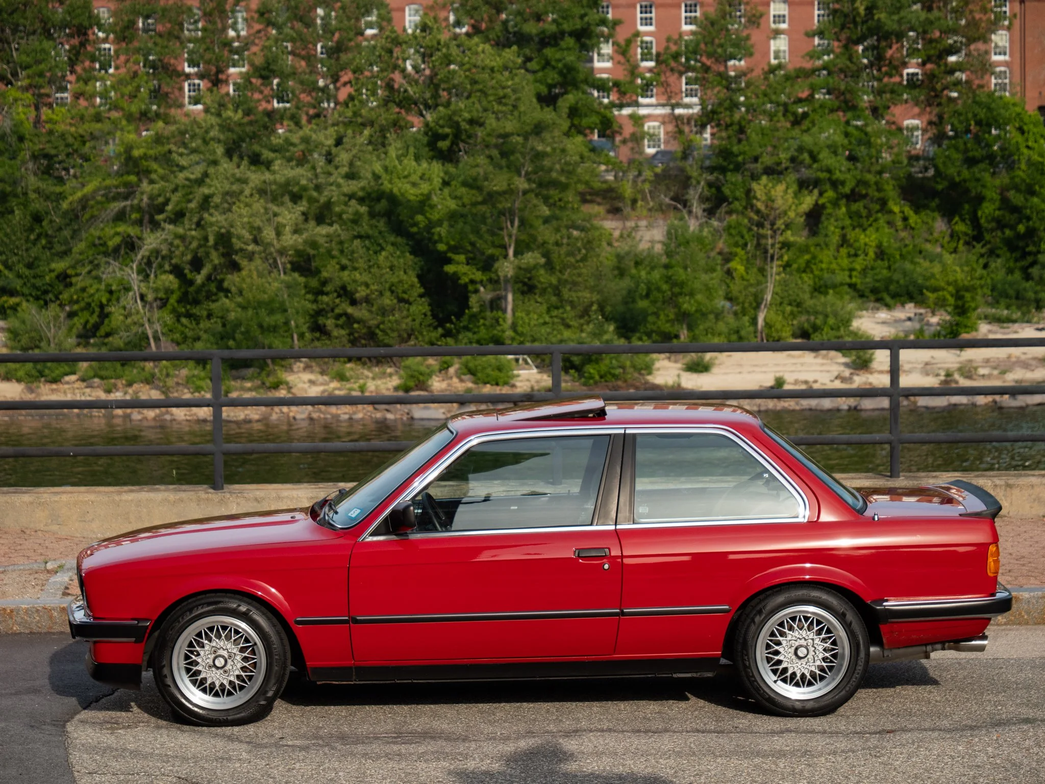 E30 325E (98).jpg