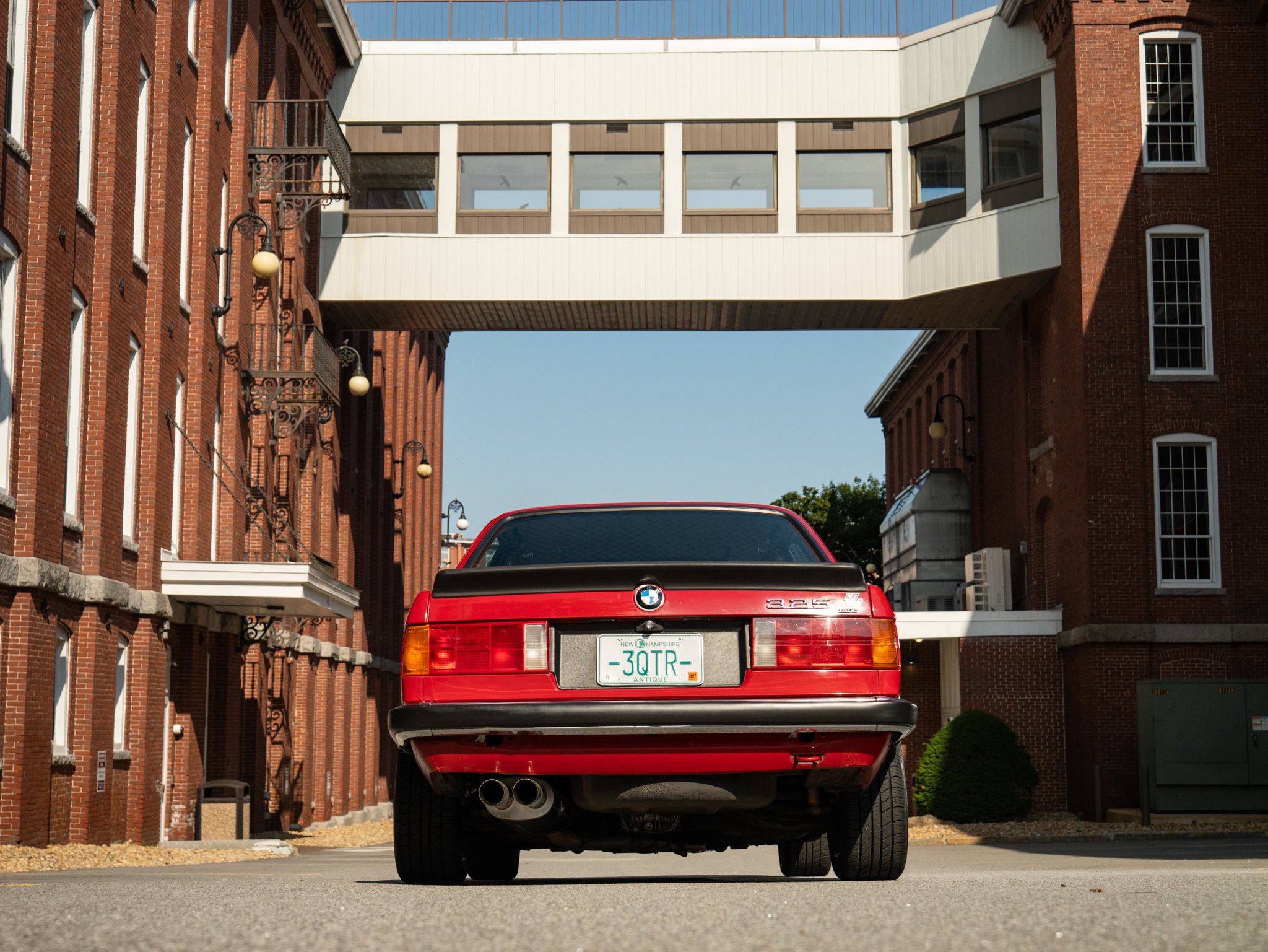 E30 325E (90).jpg
