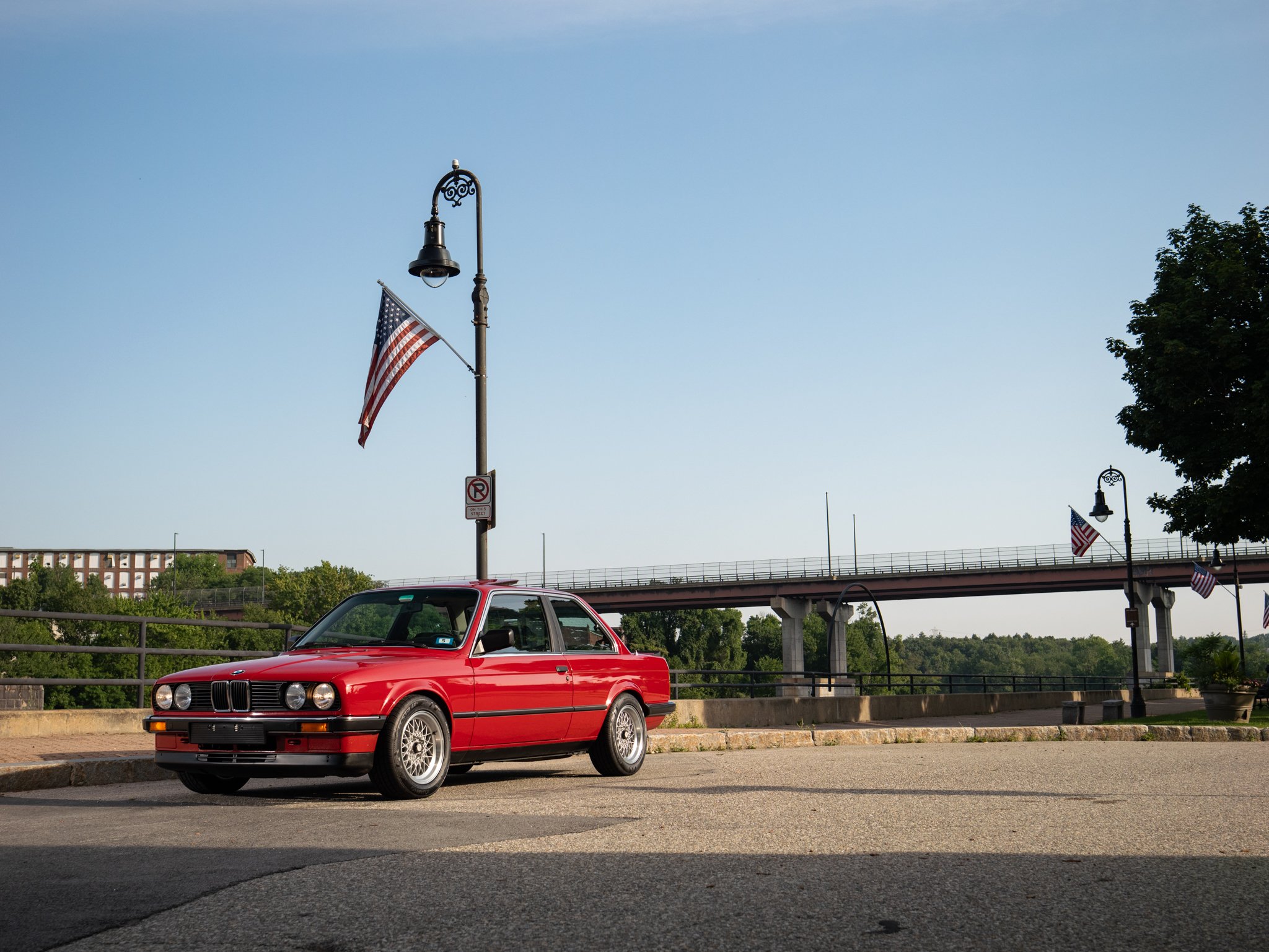 E30 325E (9).jpg