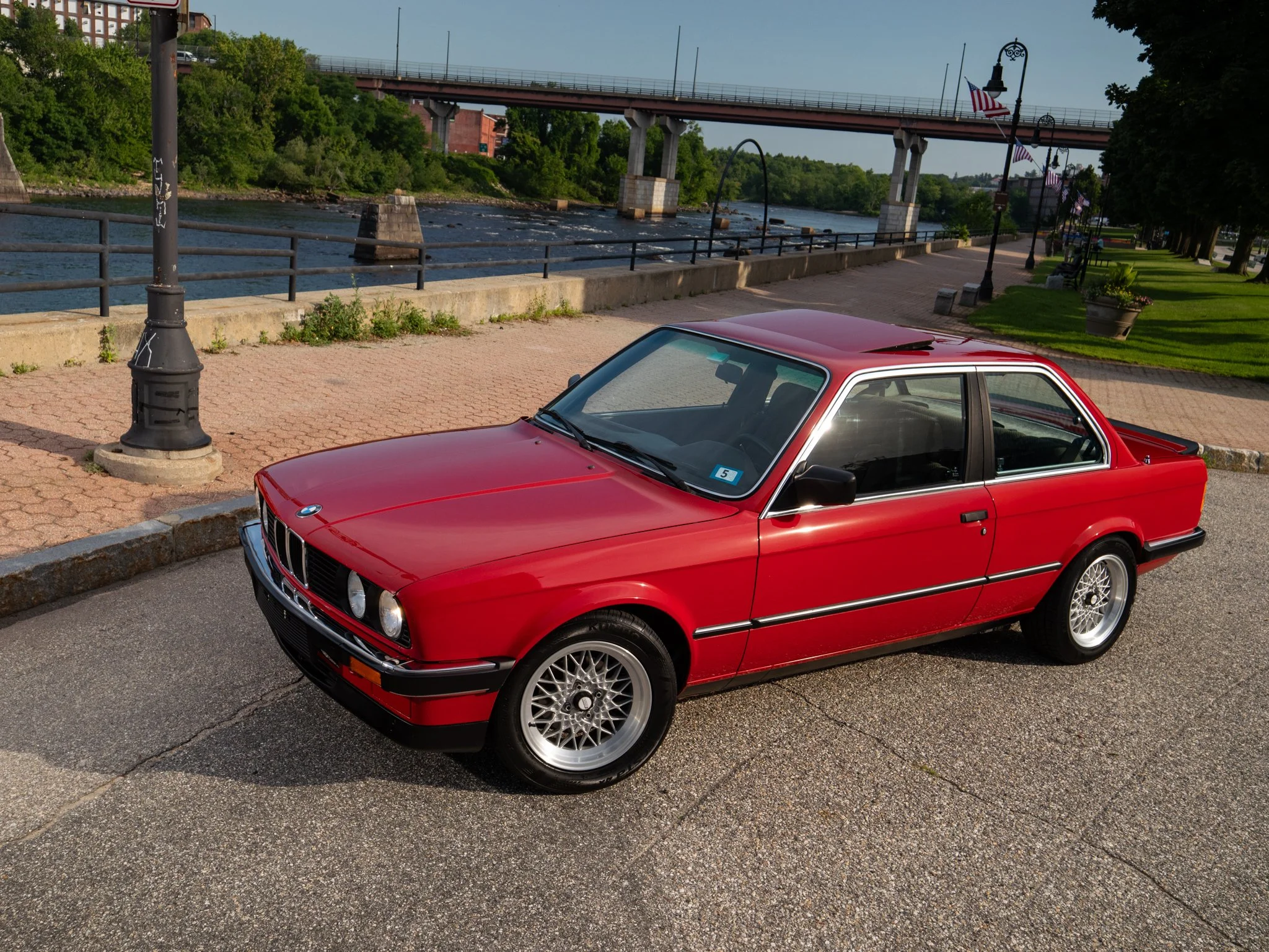 E30 325E (14).jpg