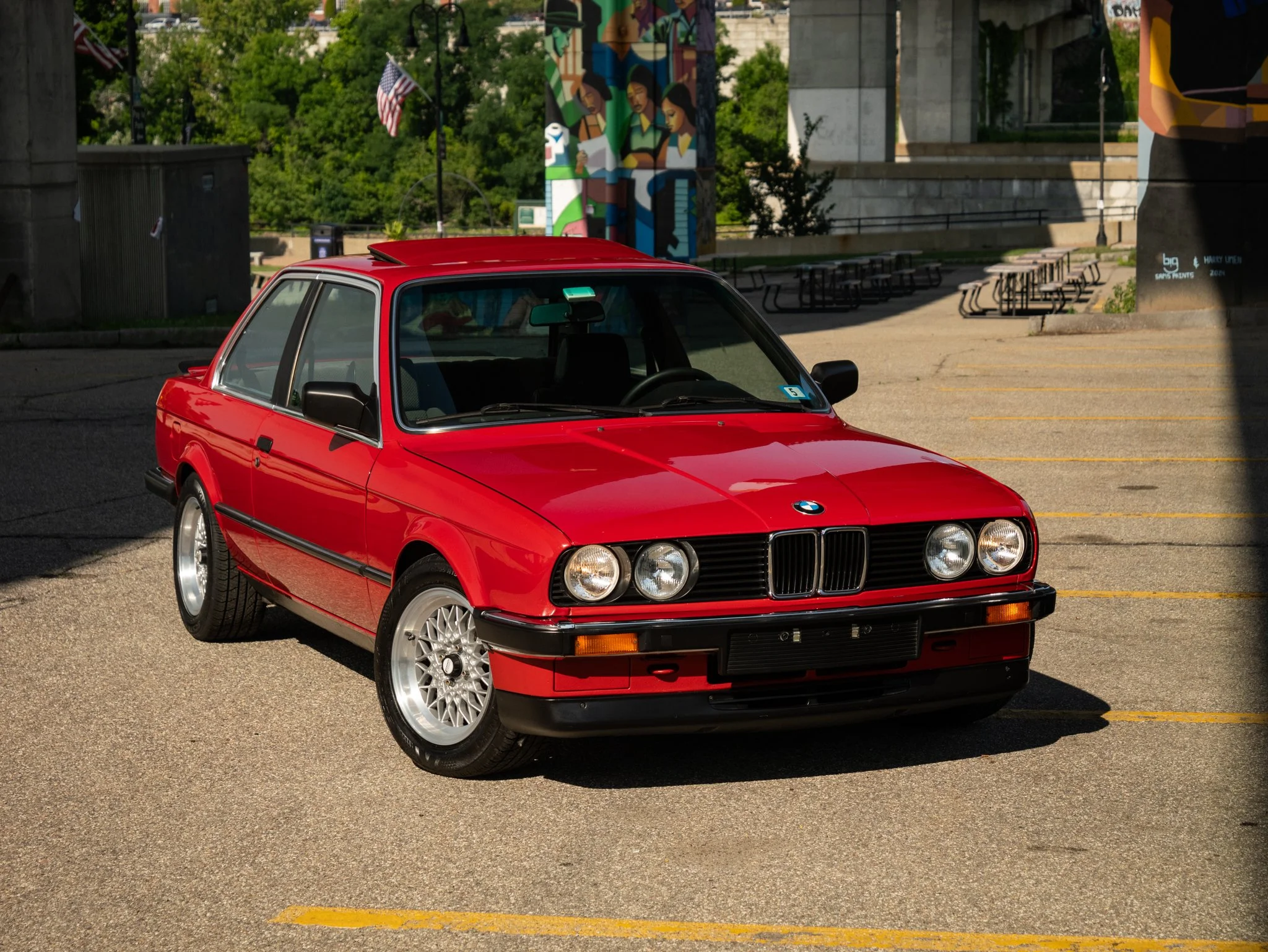 E30 325E (34).jpg