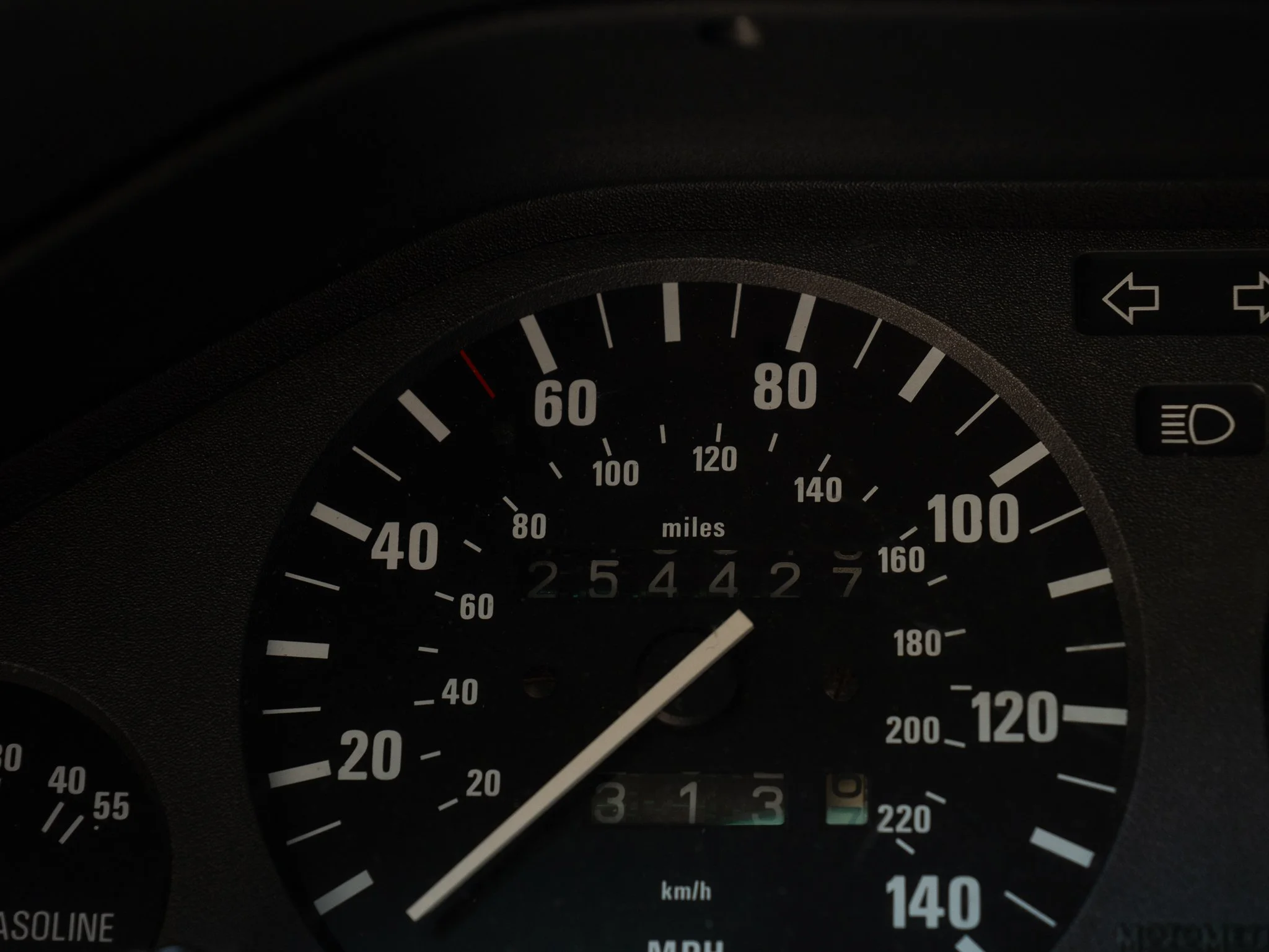 E30 325E (273).jpg