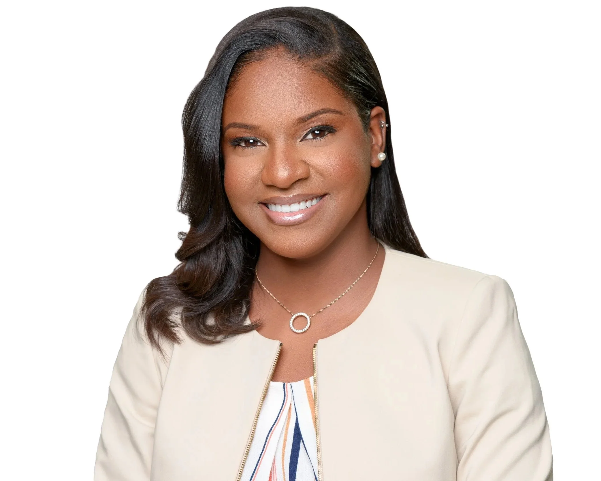 Ashley+Hinds+Essential+Headshot+SC8_8249.jpg