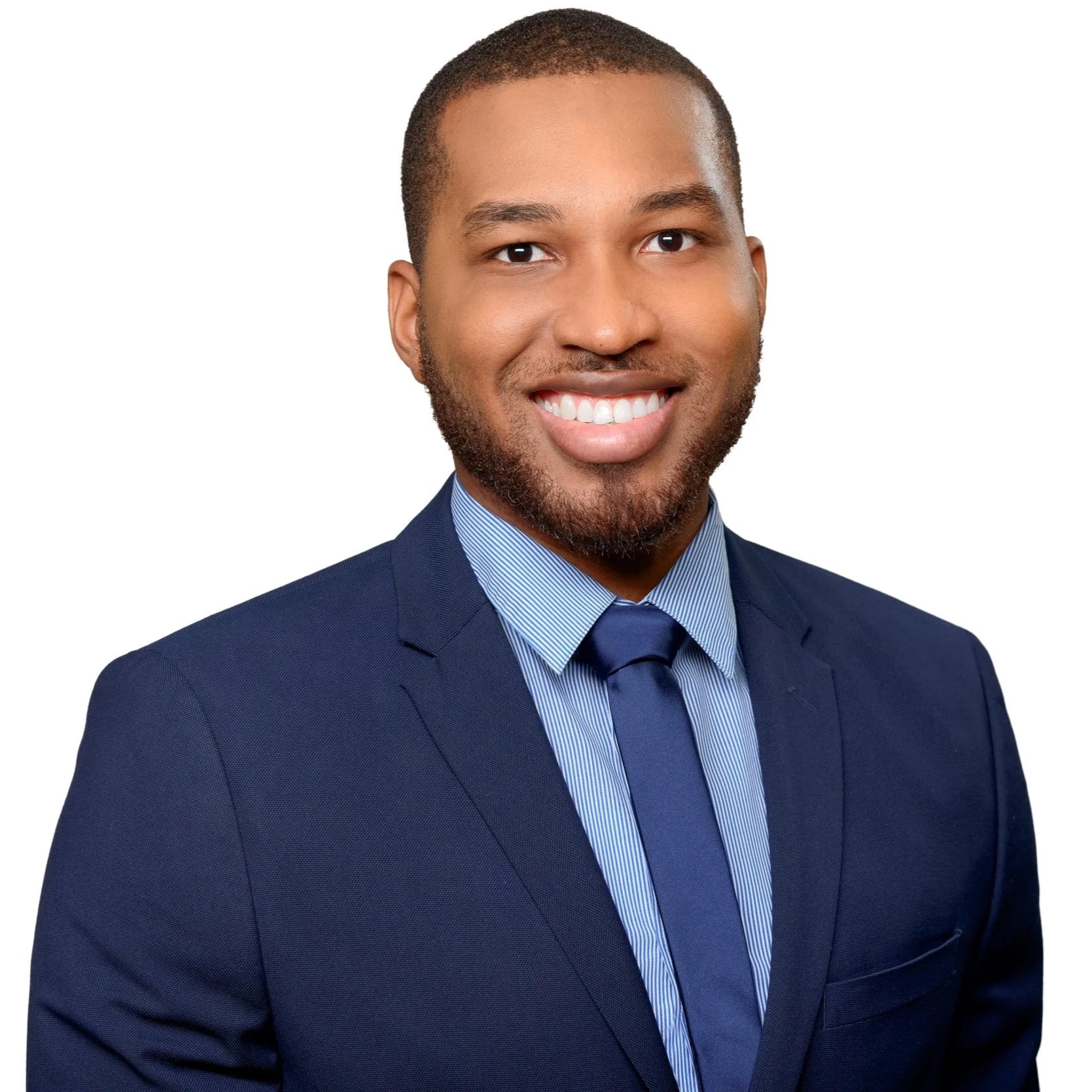 Raheem+Robertson+Express+Headshot+SC7_7962-1.jpg