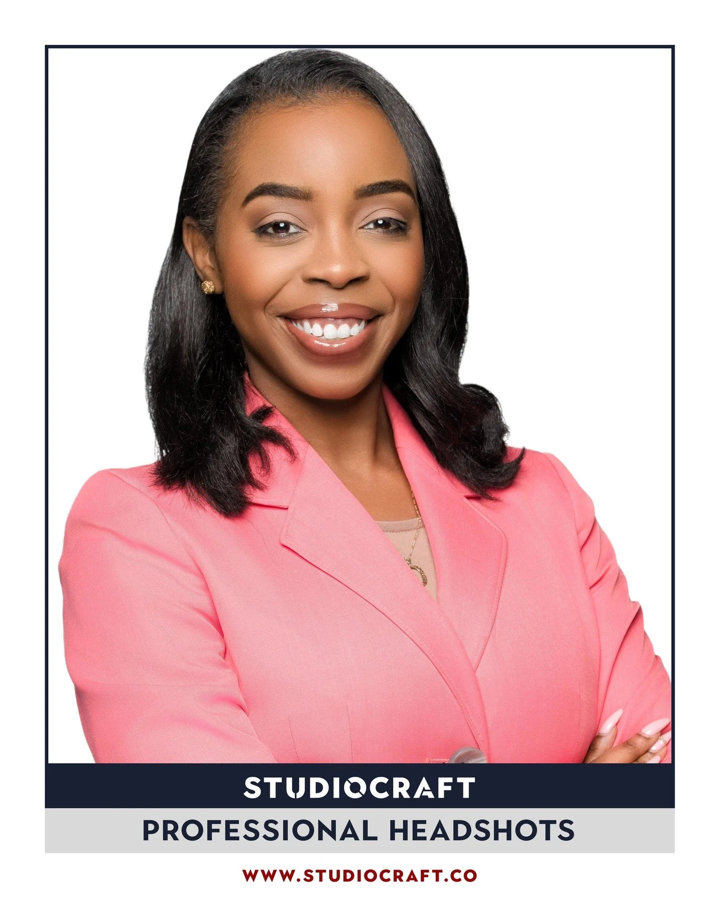 Look Remarkable In Your Marketing.⁠
⁠
Whether it&rsquo;s on your website, social profile or in an advertisement, every professional needs a confident and compelling headshot to create a winning first impression with clients.⁠
⁠
Book your headshot ses