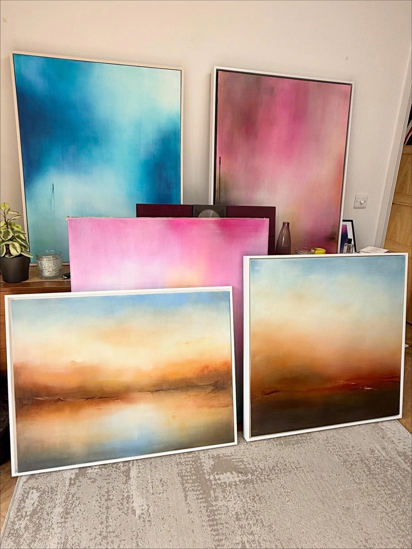 ⭐️As a creative, why do we always question ourselves? 
I have often questioned whether I really do have a cohesive &lsquo;style&rsquo; across my paintings, what I often think are two differing subject matter and also &lsquo;style&rsquo; (that word ag
