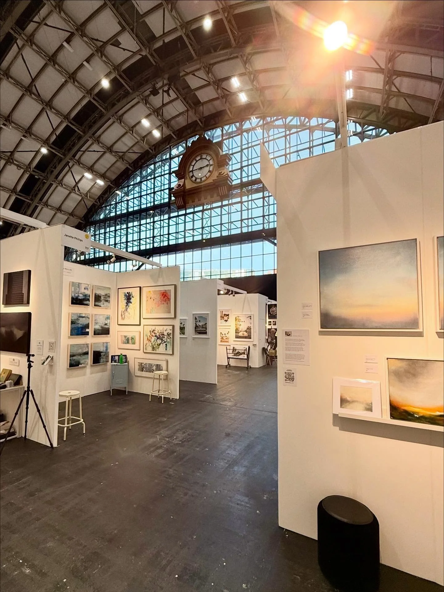 What a weekend!
As ever, an amazing, fantastic time @mcrartfair ~ Manchester you were brilliant! I love this fair &ndash; such a wonderful opportunity to catch up with fellow artists old and new, the chance to chat with collectors and connect with ne