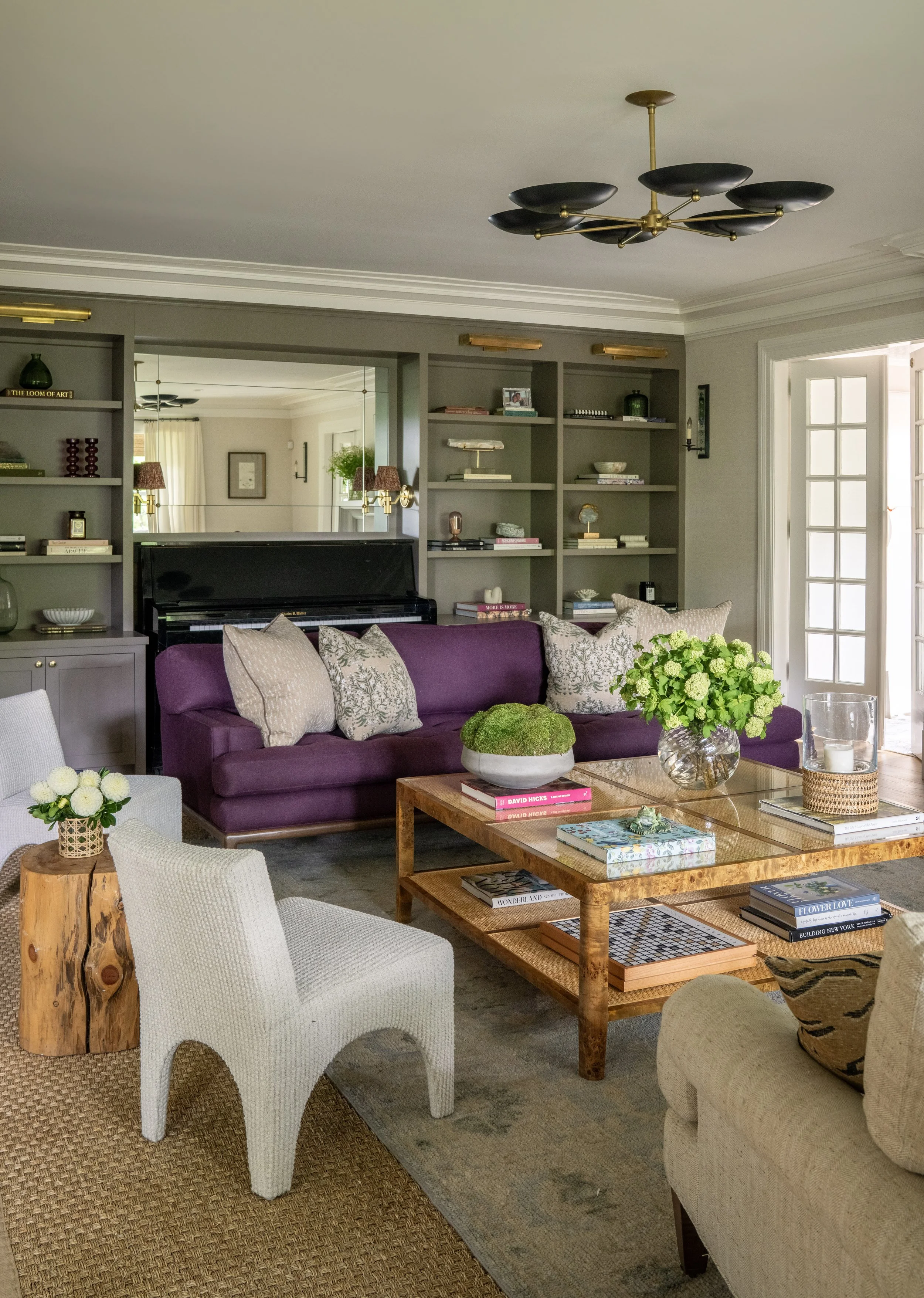 4 Living Room-H.jpg
