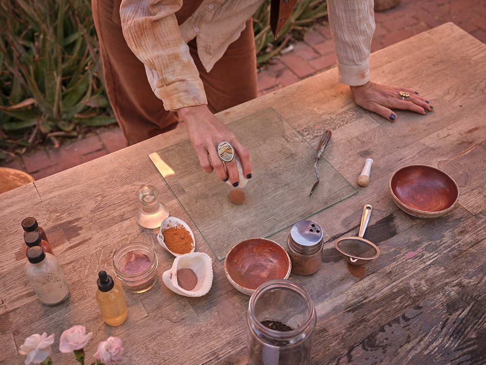 Natural Pigments Workshop At The Historic YMCA - May 25 - Co-taught by Lindee Zimmer & Elana Bloom