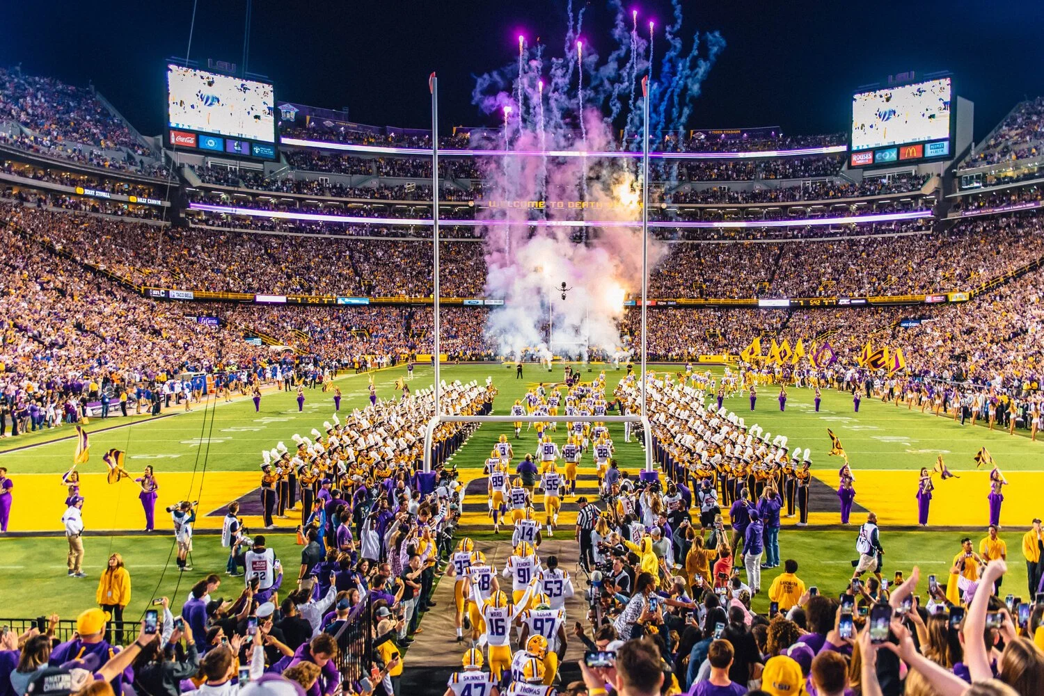 LSUFootballJordanHeflerPhotographer_JH_9523.jpeg