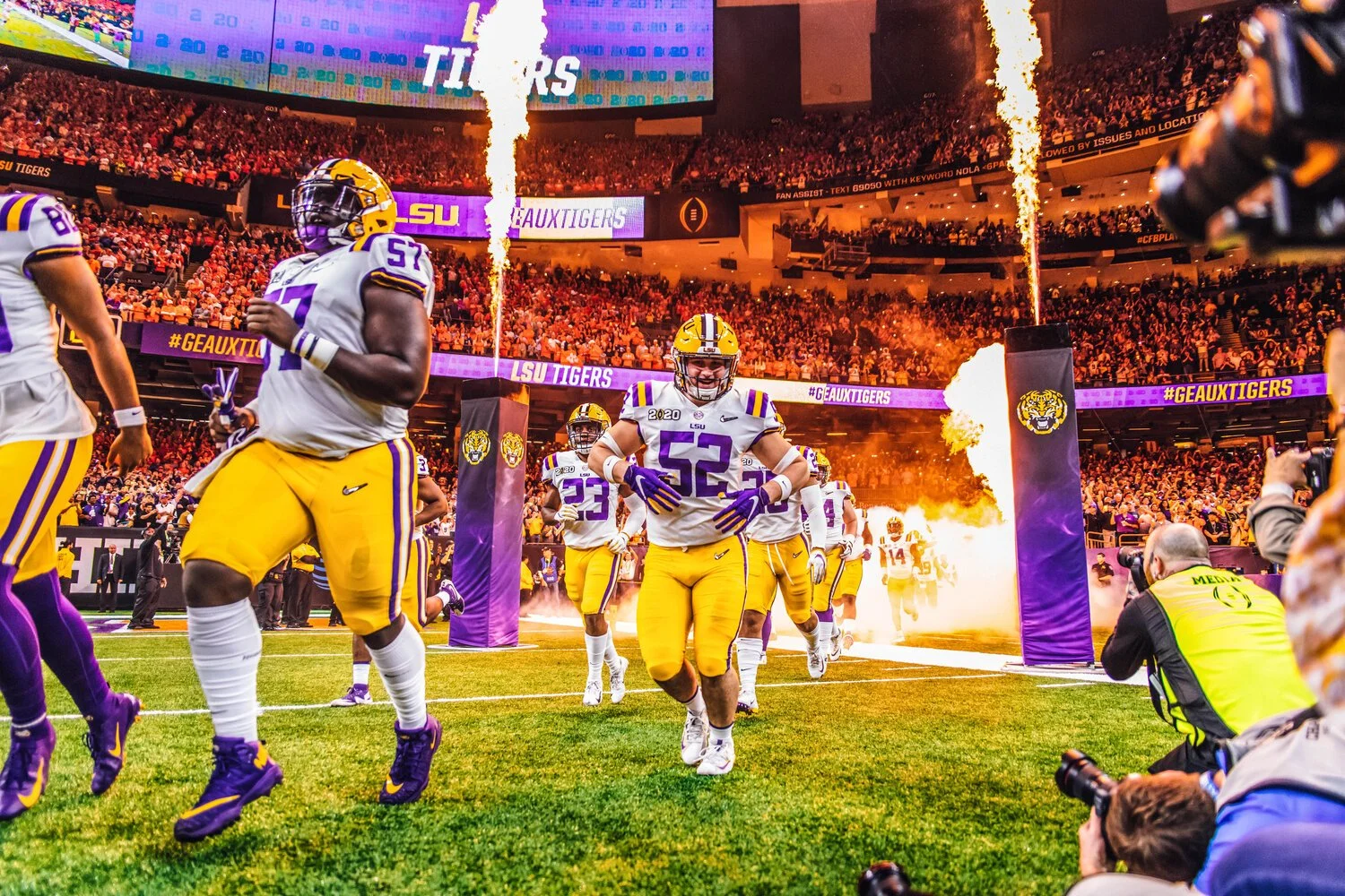 LSUFootballJordanHeflerPhotographer_LSUvsClemson_JH1_4315.jpeg