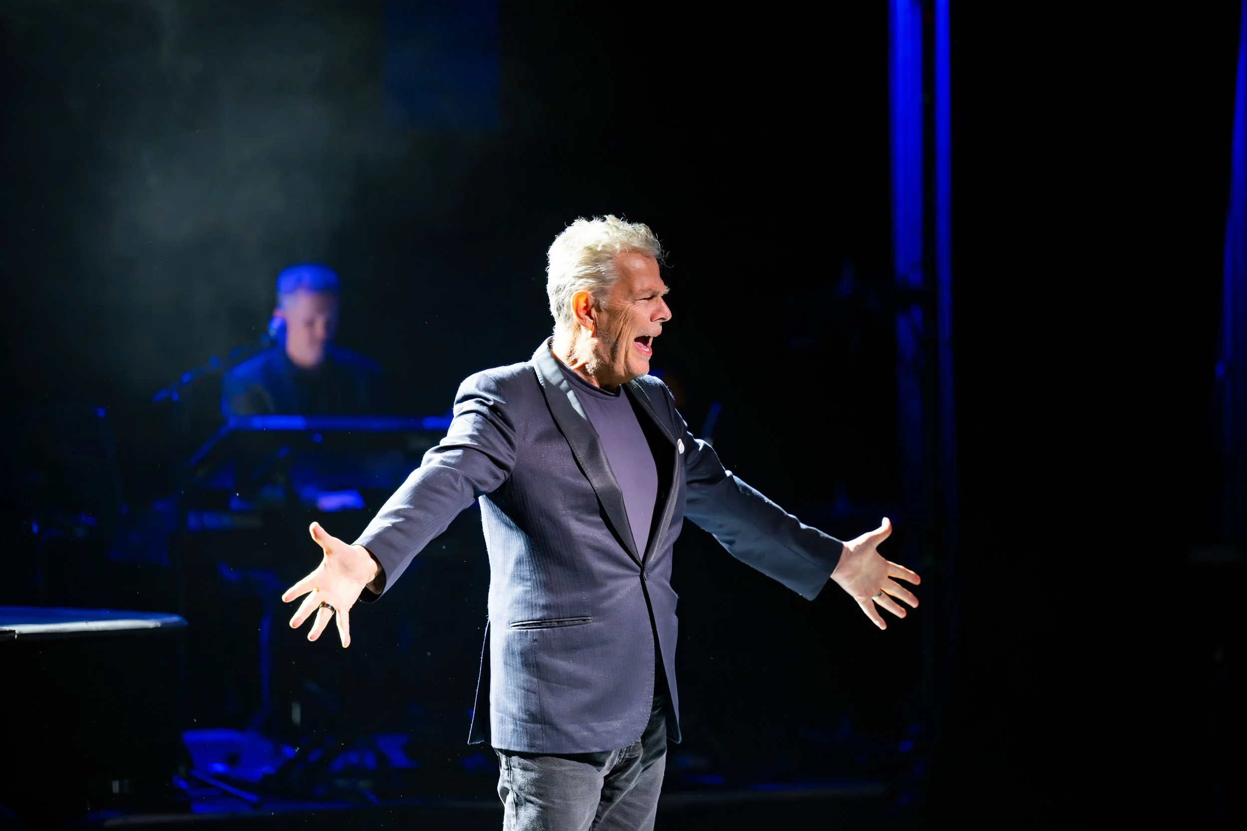 JordanHefler_DavidFosterKatharineMcPheeManshipTheatre2024_MusicPhotography__2.jpg