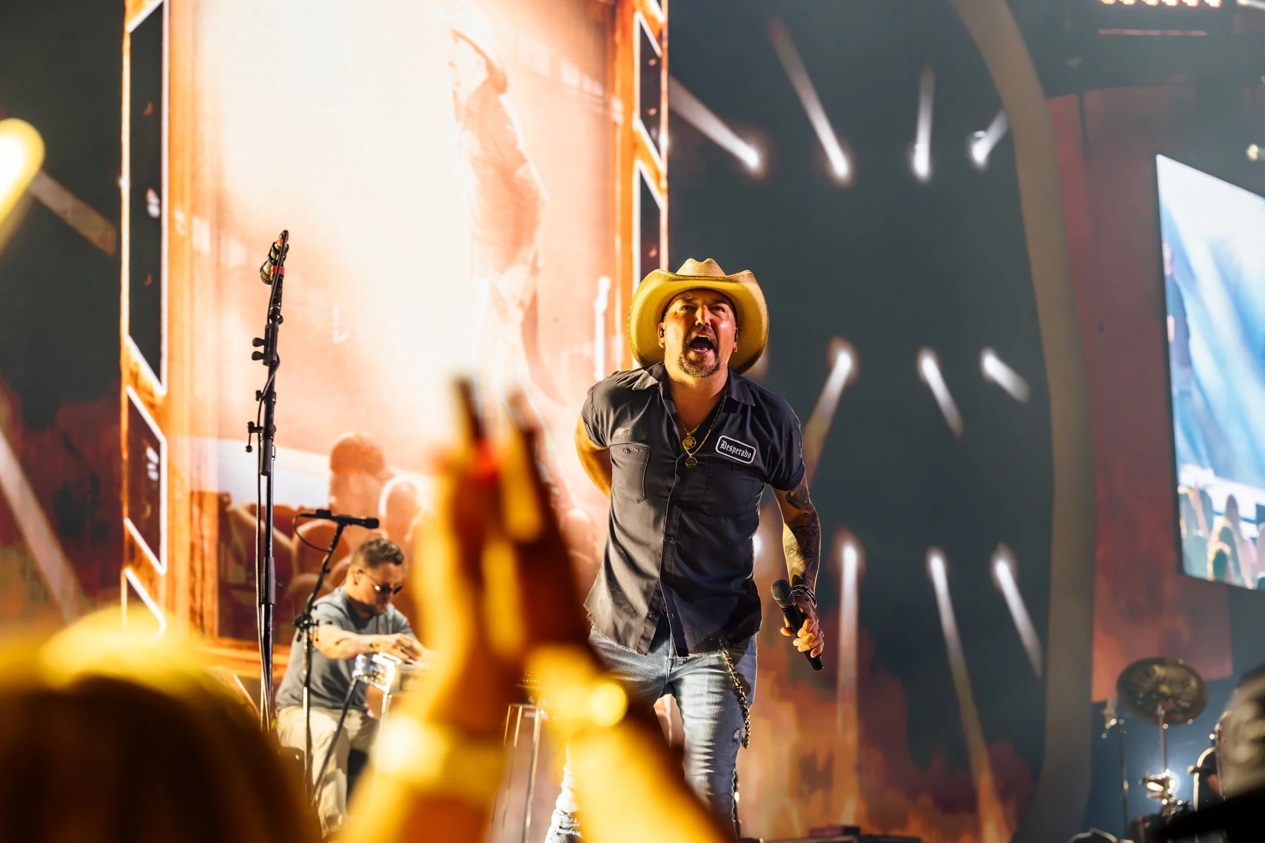 JordanHefler_iHeartCountryFestAustinTexas2024_MusicPhotography__58.jpg