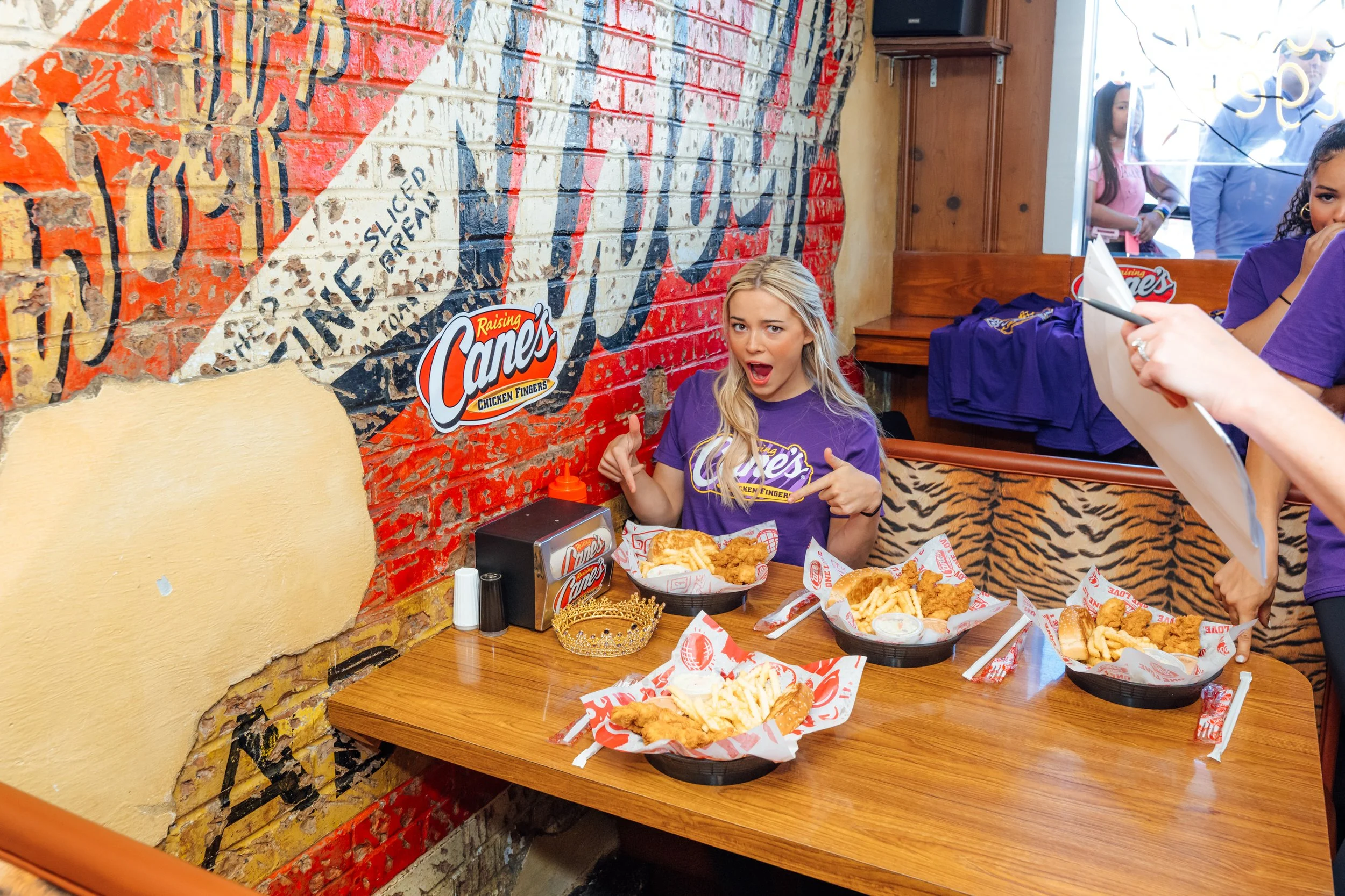 JordanHefler_LSUGymansticsRaisingCanes_CommercialPhotography__9.jpg