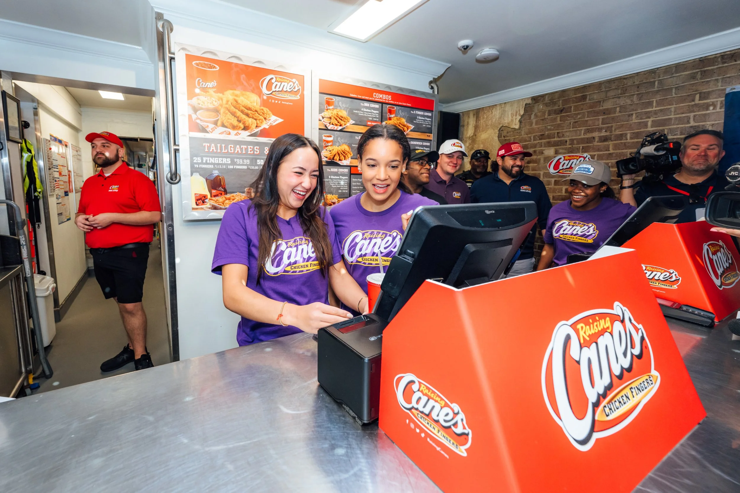JordanHefler_LSUGymansticsRaisingCanes_CommercialPhotography__15.jpg