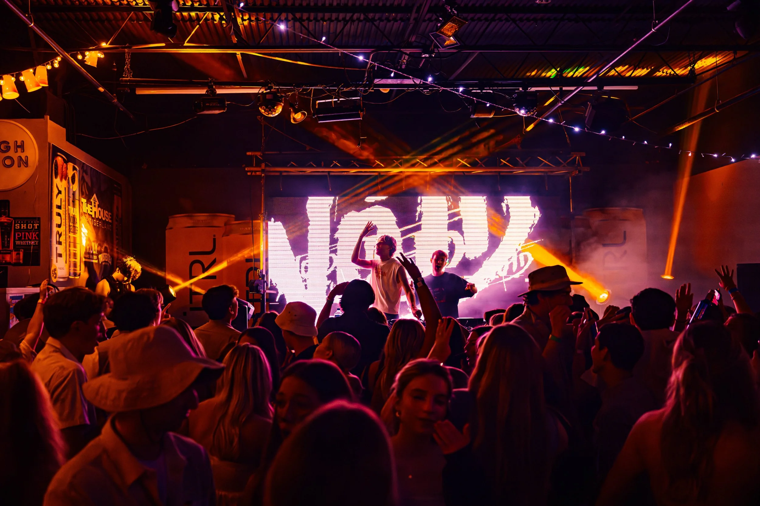 JordanHefler_NOTDatTheHouse_MusicPhotography__4.jpg