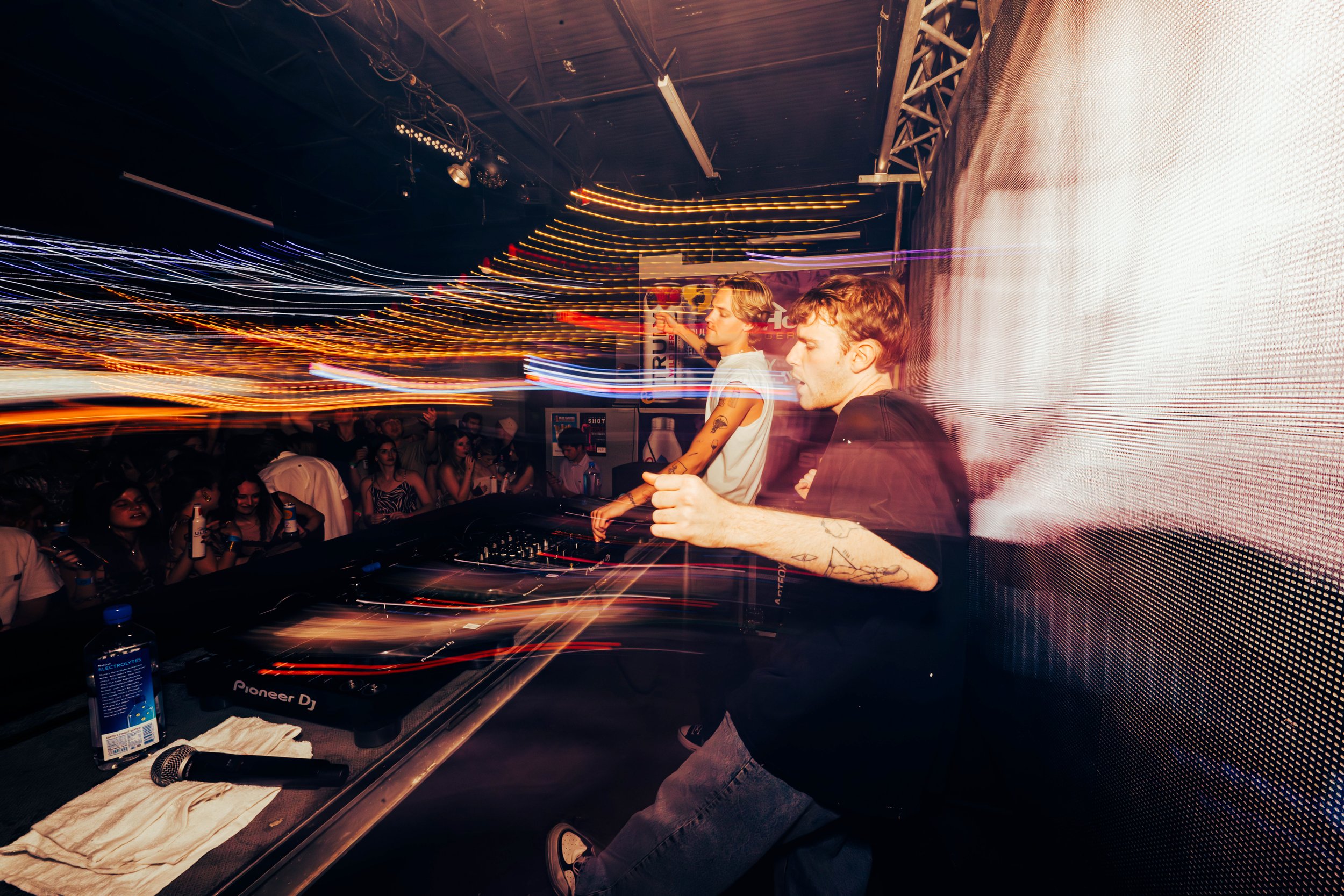 JordanHefler_NOTDatTheHouse_MusicPhotography__8.jpg