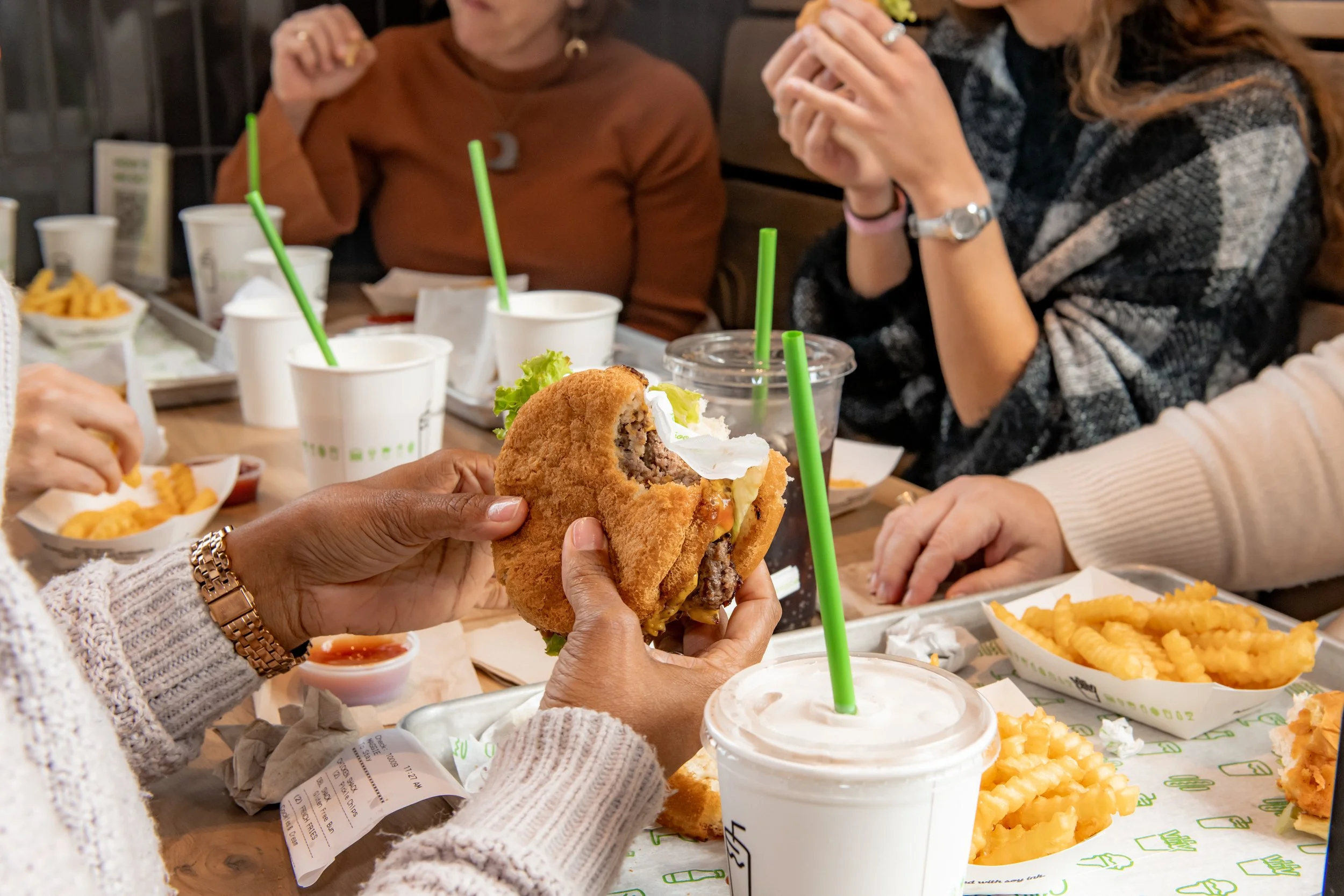 JordanHefler_ShakeShack_CommercialPhotography_11.jpg