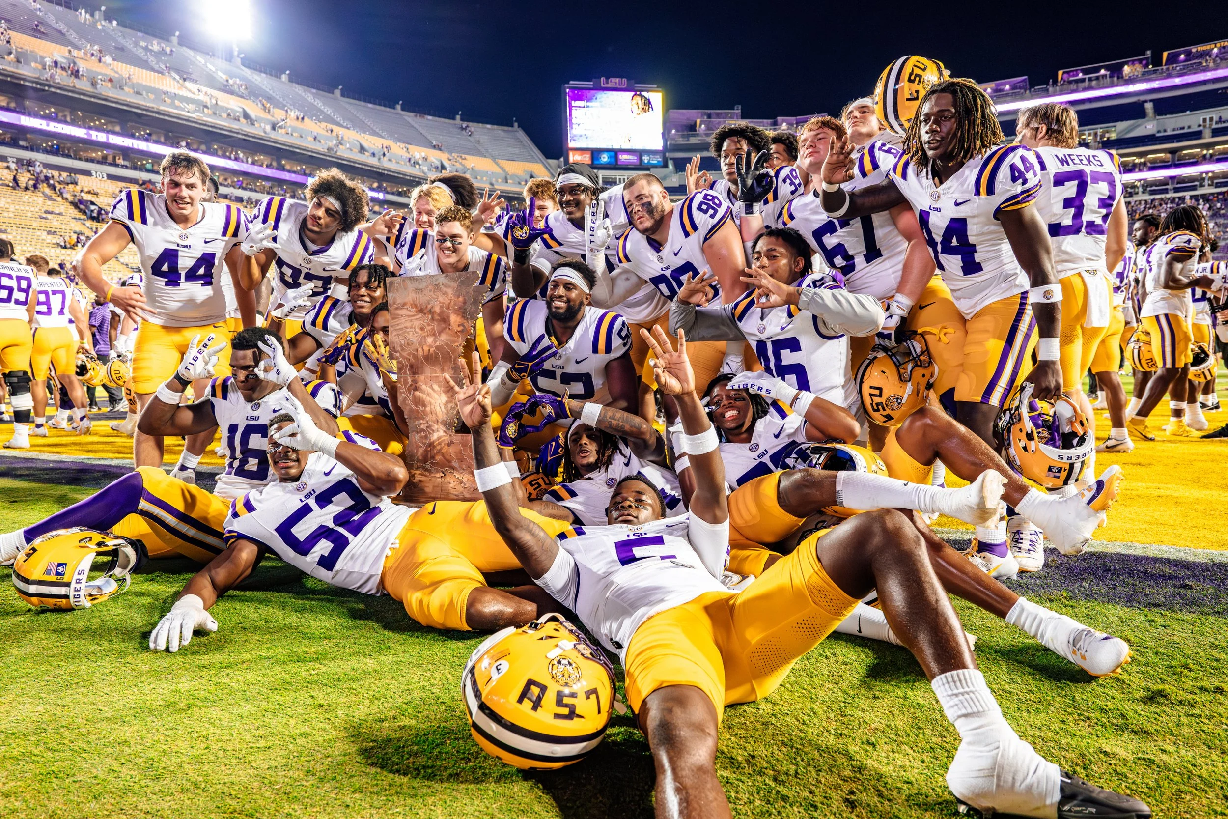 JordanHefler_LSUvsArkansas_SportsPhotography__45.jpg