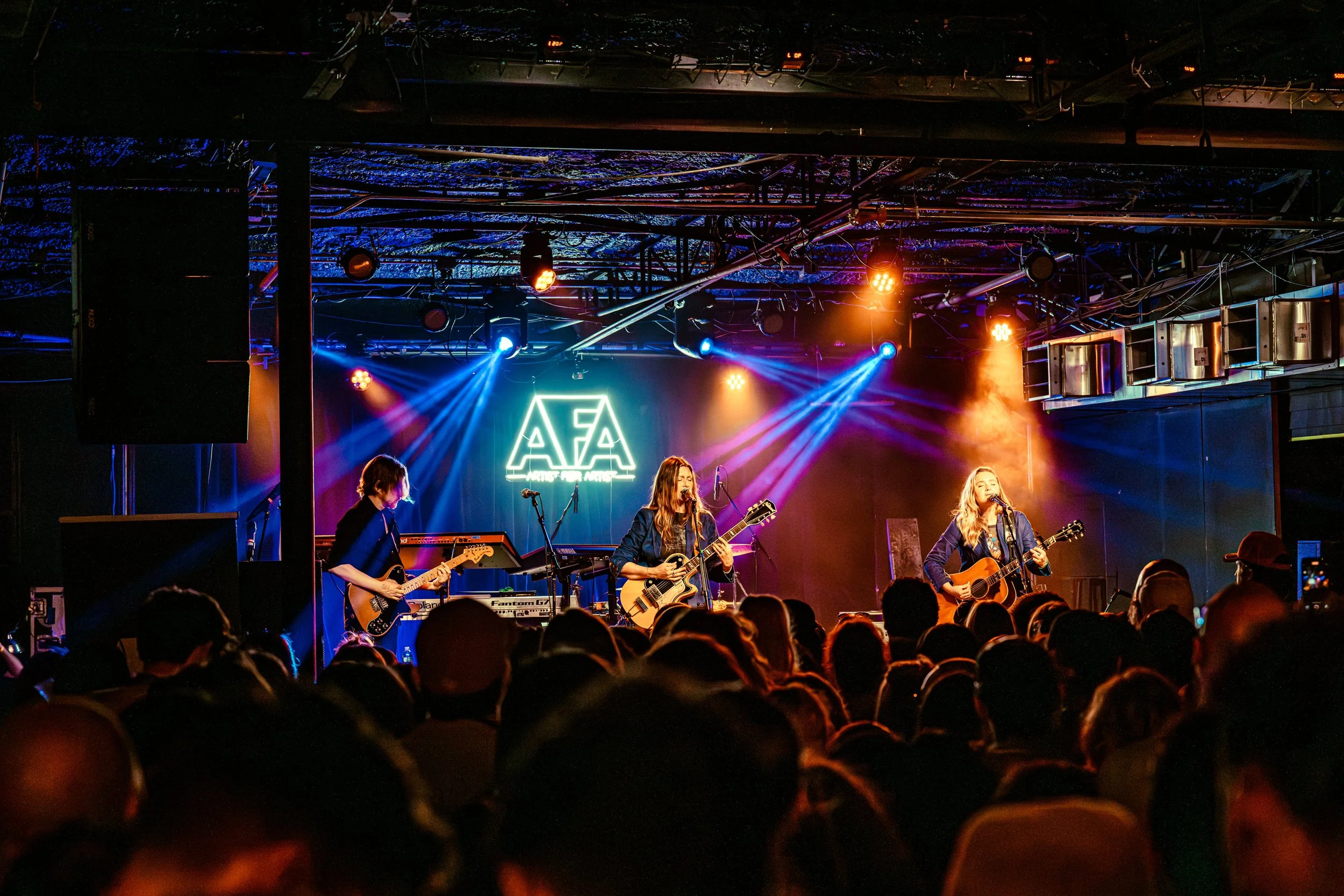JordanHefler_SXSW2025_MusicPhotography__112.jpg
