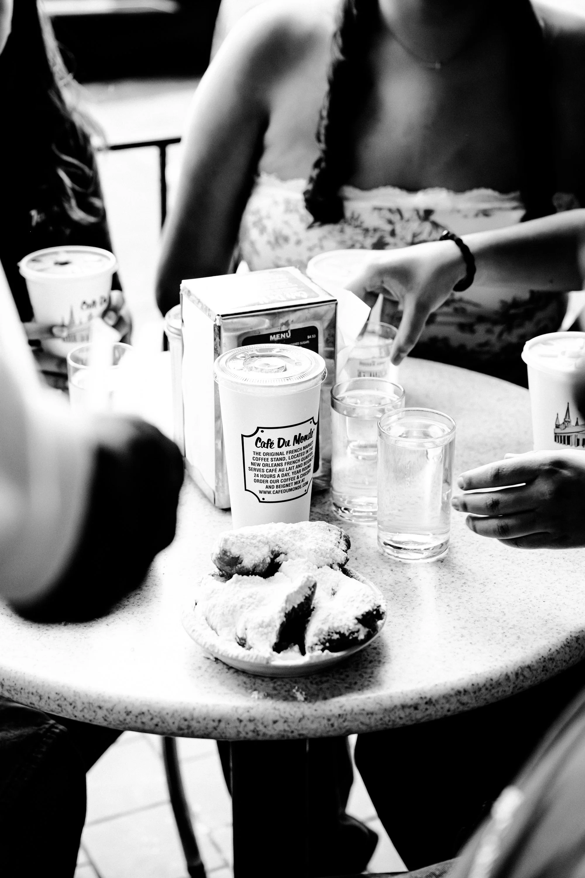 JordanHefler_CafeDuMonde_CommercialPhotography__5.jpg