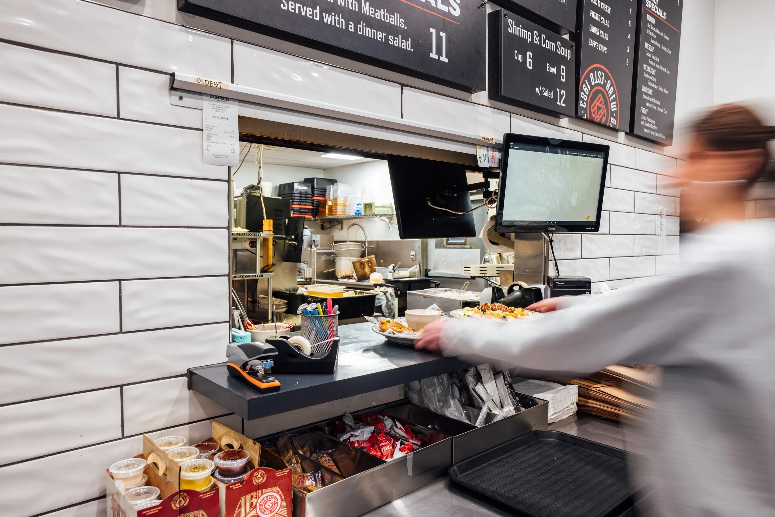 JordanHefler_BrewBachers_CommercialPhotography__21.jpg