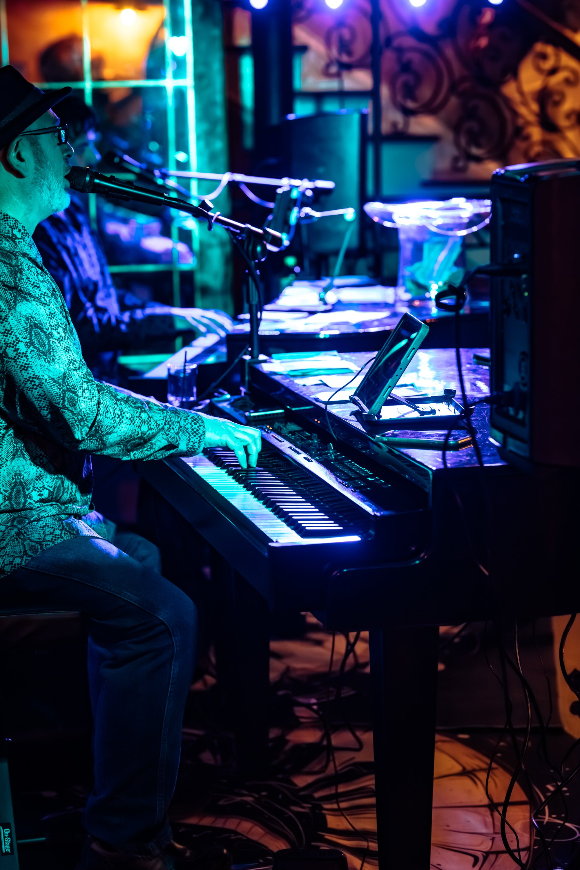 JordanHefler_121DuelingPianos_MusicPhotography__7.jpg