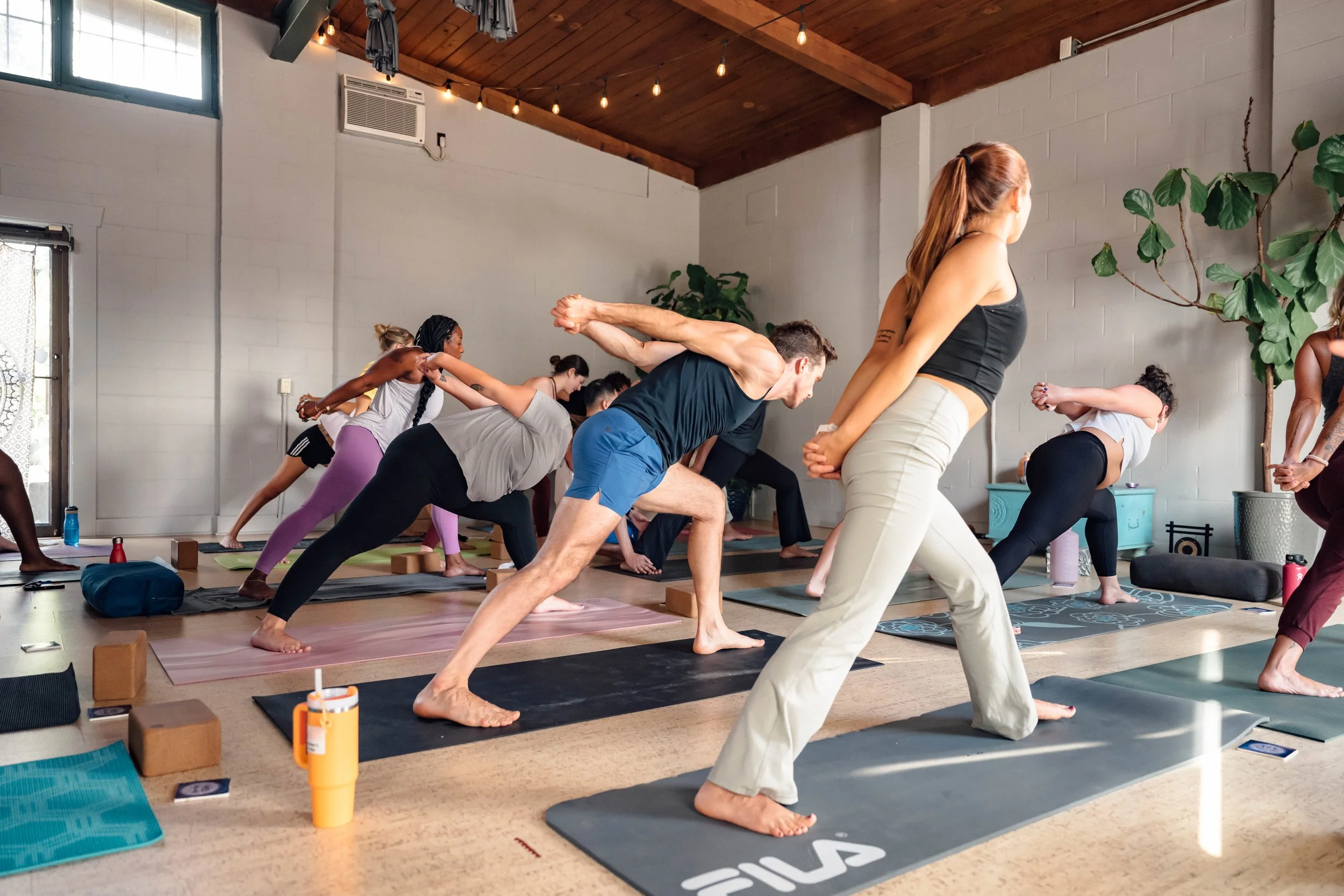 JordanHefler_LeelaYoga_CommercialPhotography__16.jpg