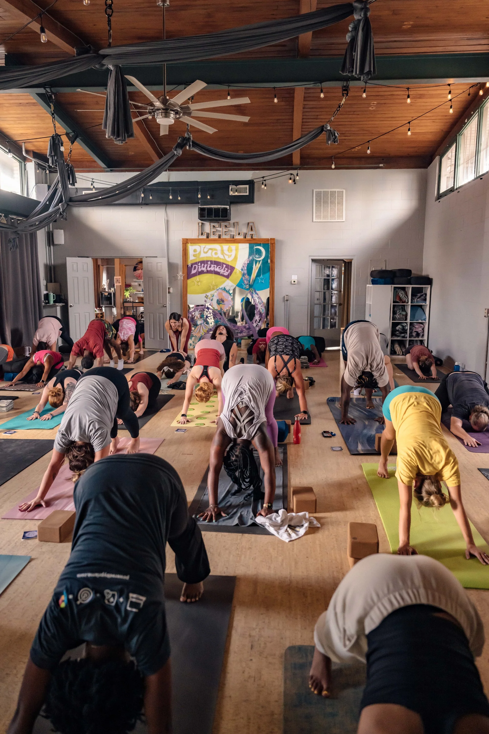 JordanHefler_LeelaYoga_CommercialPhotography__25.jpg