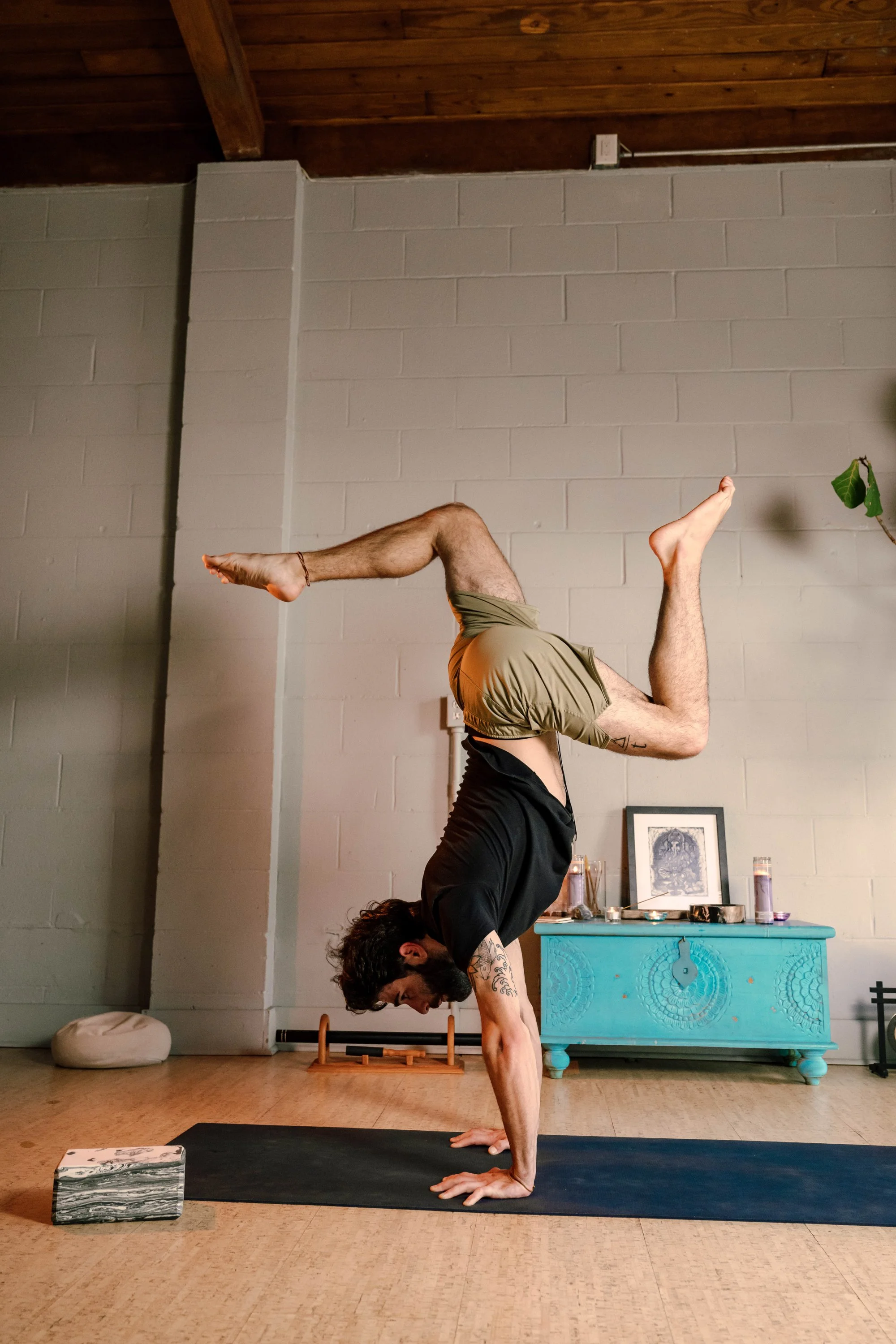 JordanHefler_LeelaYoga_CommercialPhotography__30.jpg
