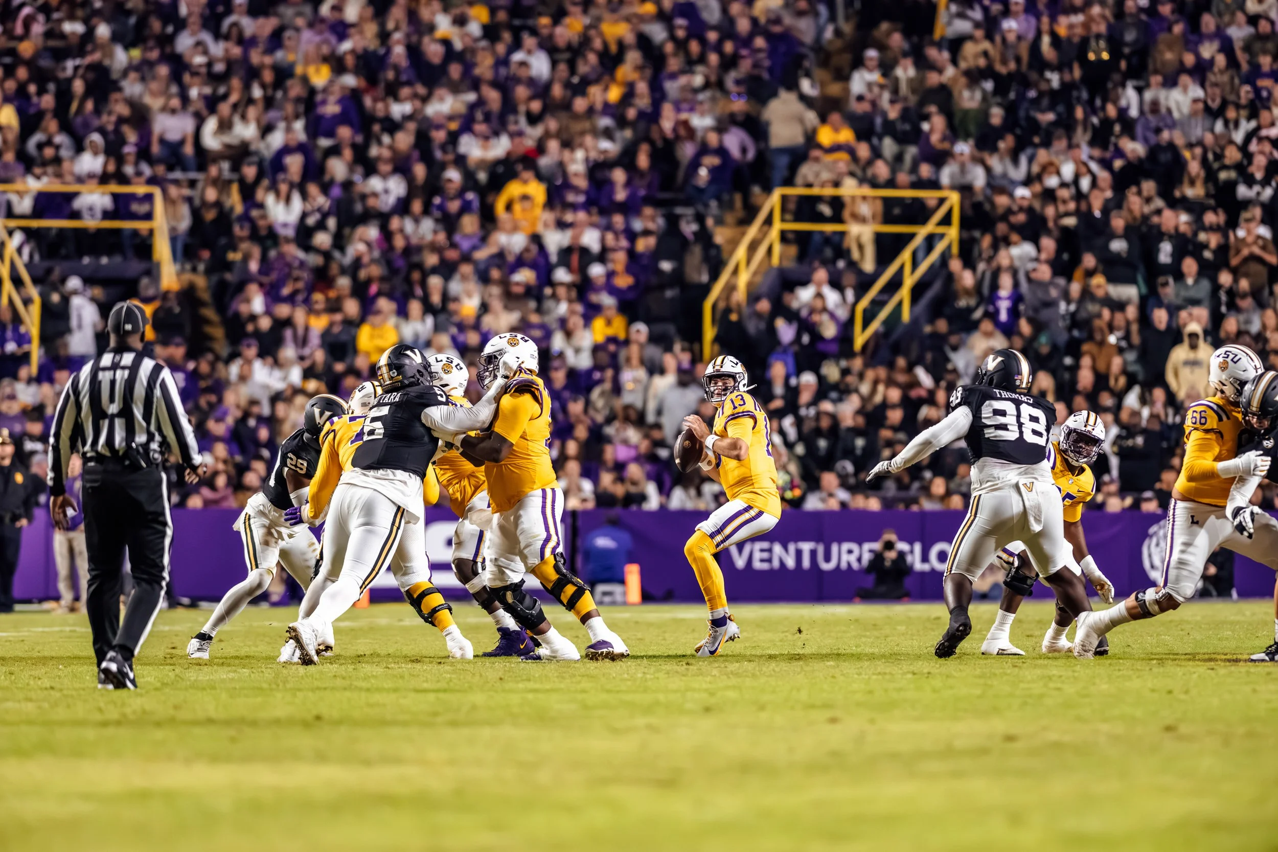 JordanHefler_LSUFootballvsVanderbilt_SportsPhotography__42.jpg