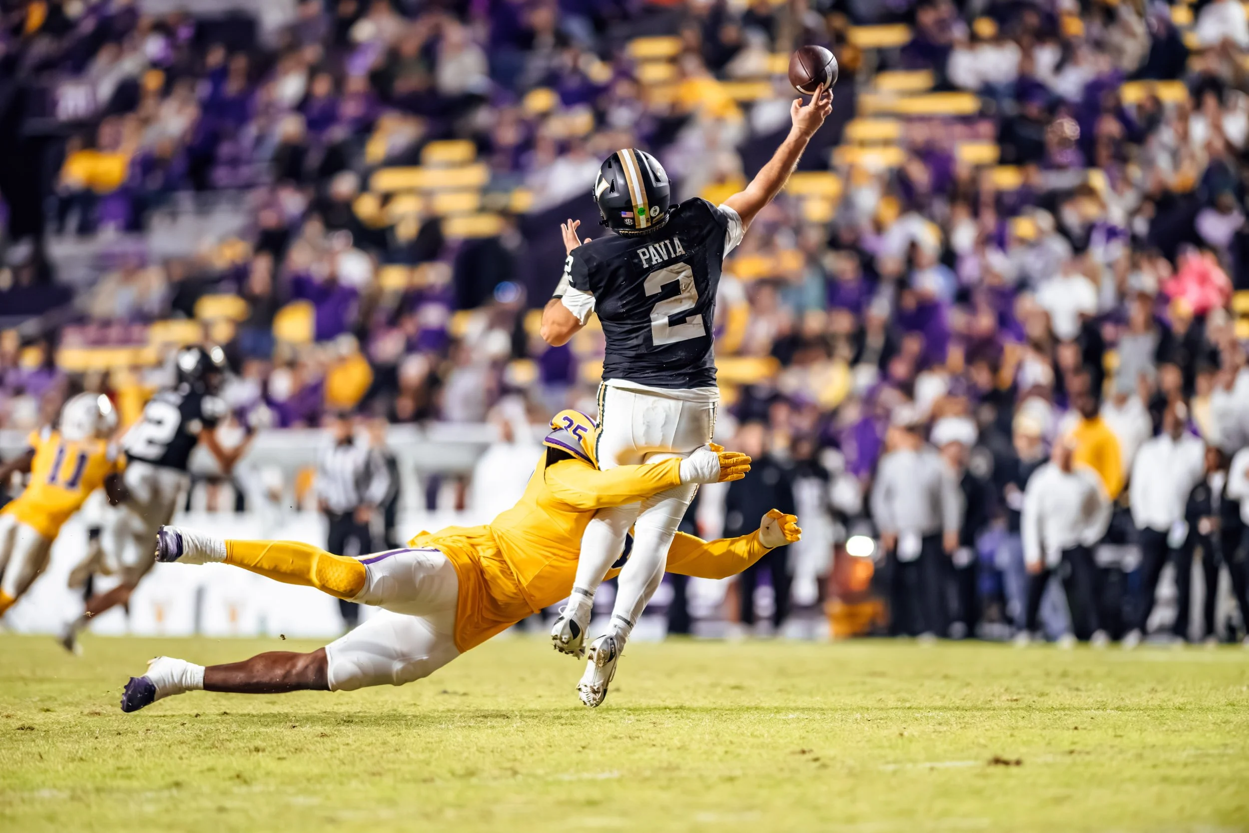 JordanHefler_LSUFootballvsVanderbilt_SportsPhotography__66.jpg
