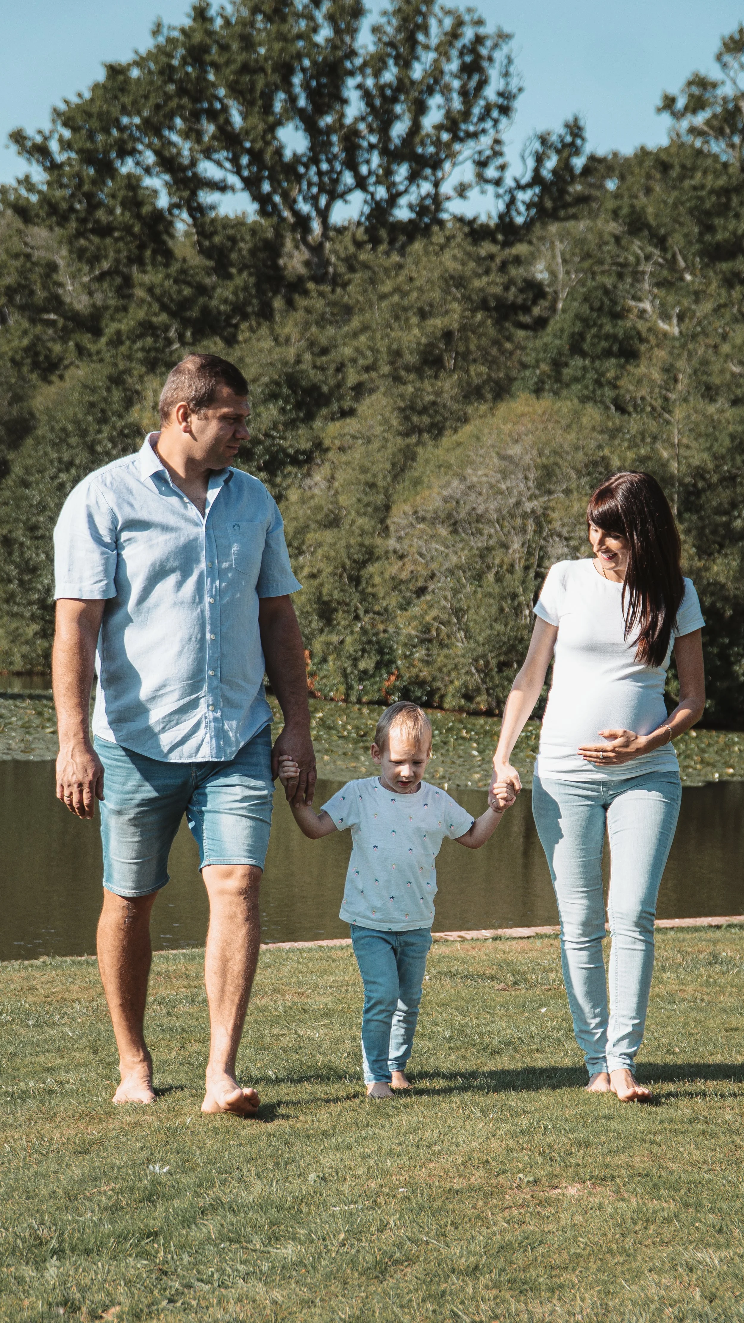 Summer family outdoor photoshoot, Staunton park, Hampshire, West Sussex
