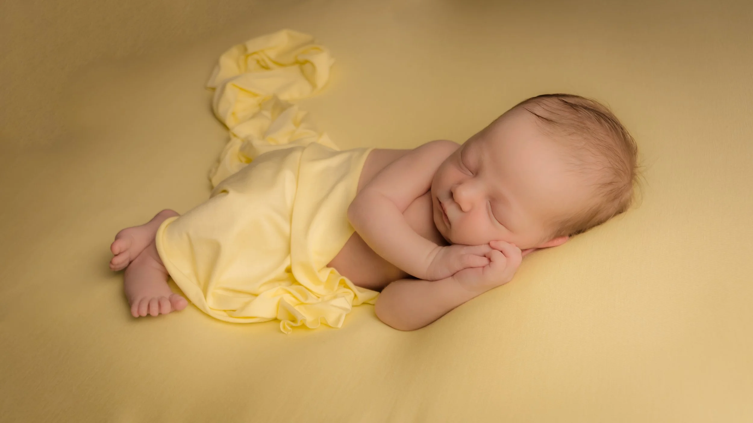 newborn photoshoot, yellow color theme, Hampshire and West Sussex, Wincheter, Chichester, Emsworth, Portsmouth, Petersfield, Southampton