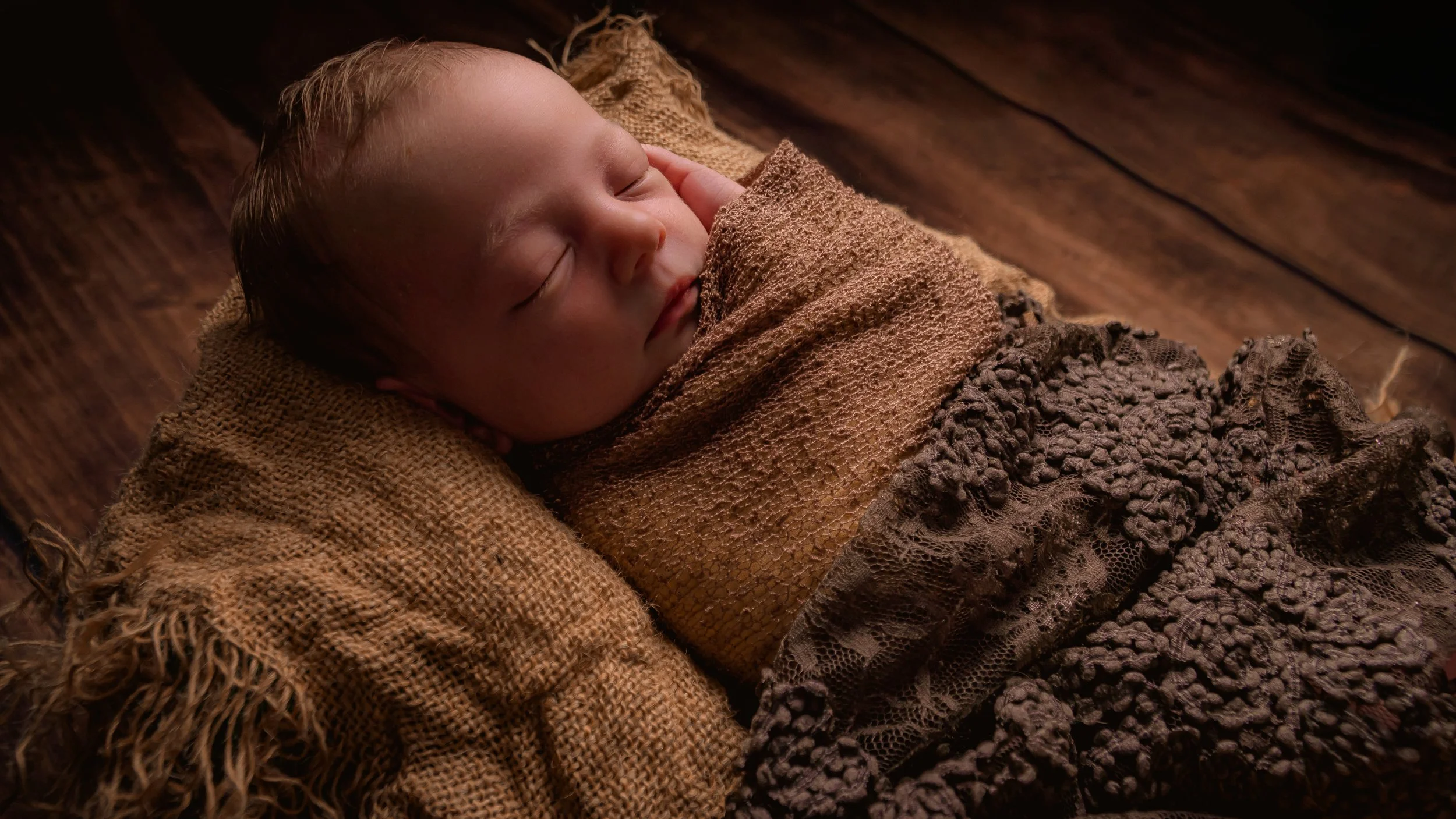 newborn girl photoshoot, brown color theme, Hampshire and West Sussex, Wincheter, Chichester, Emsworth, Portsmouth, Petersfield, England