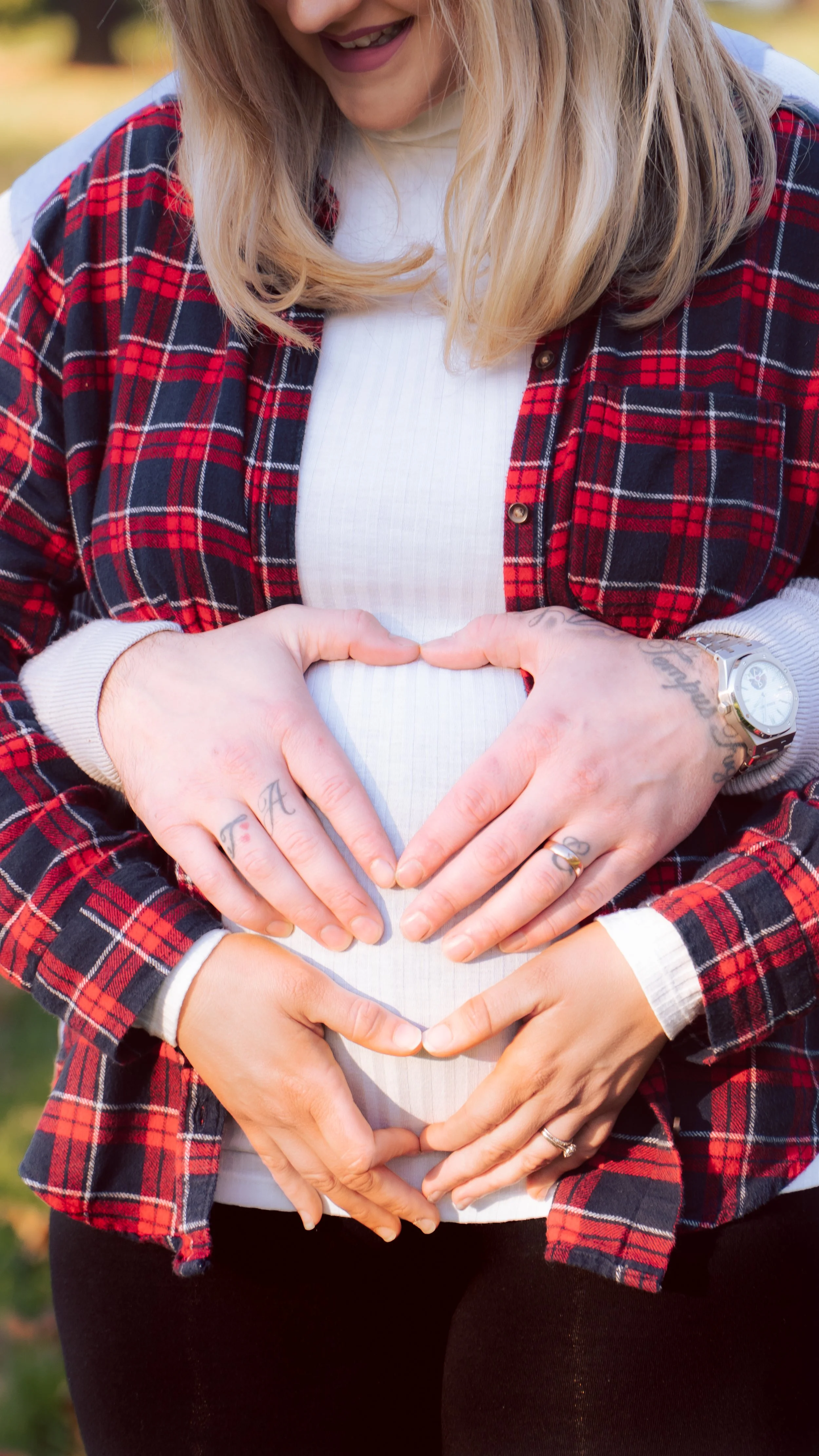 Maternity twin outdoor Christams photoshoot, Staunton park, Havant, Portsouth, Hampshire and West Sussex