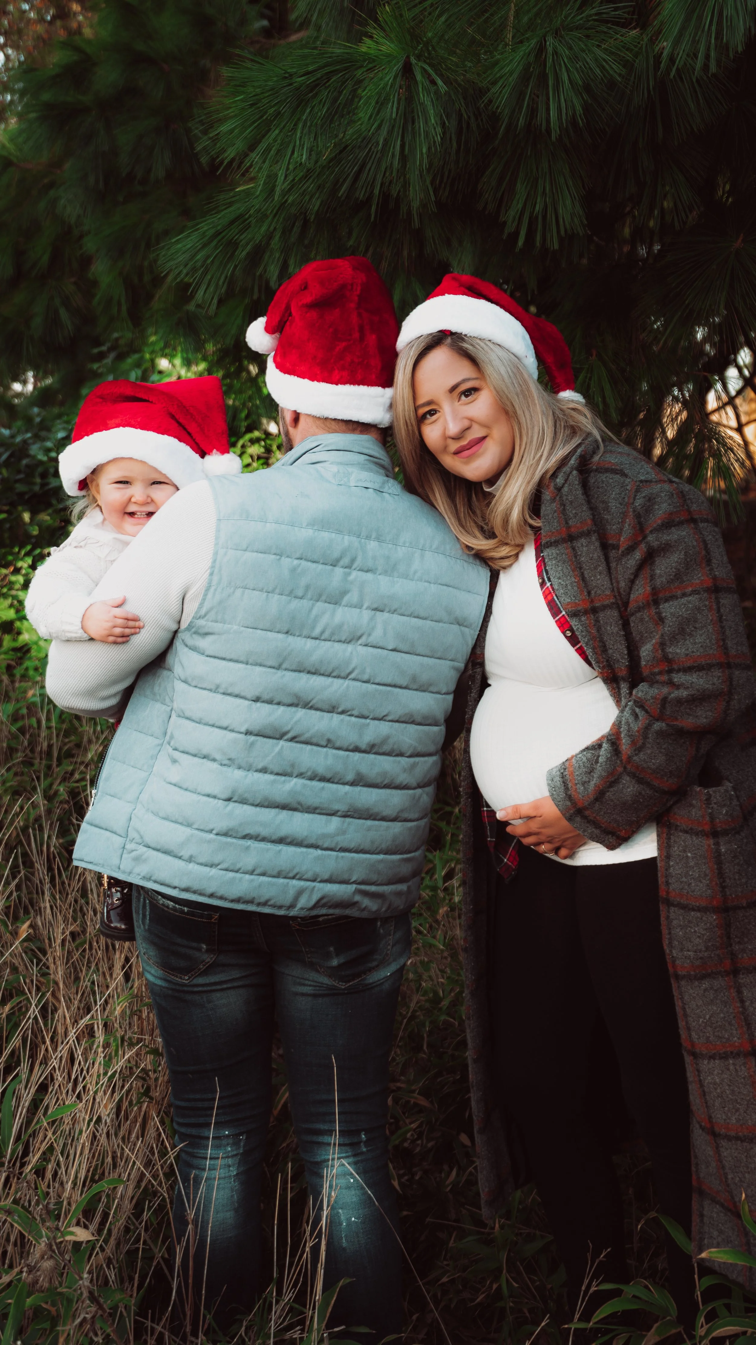 Christmas family outdoor photoshoot, beautiful and happy, Staunton park, Hampshire, West Sussex