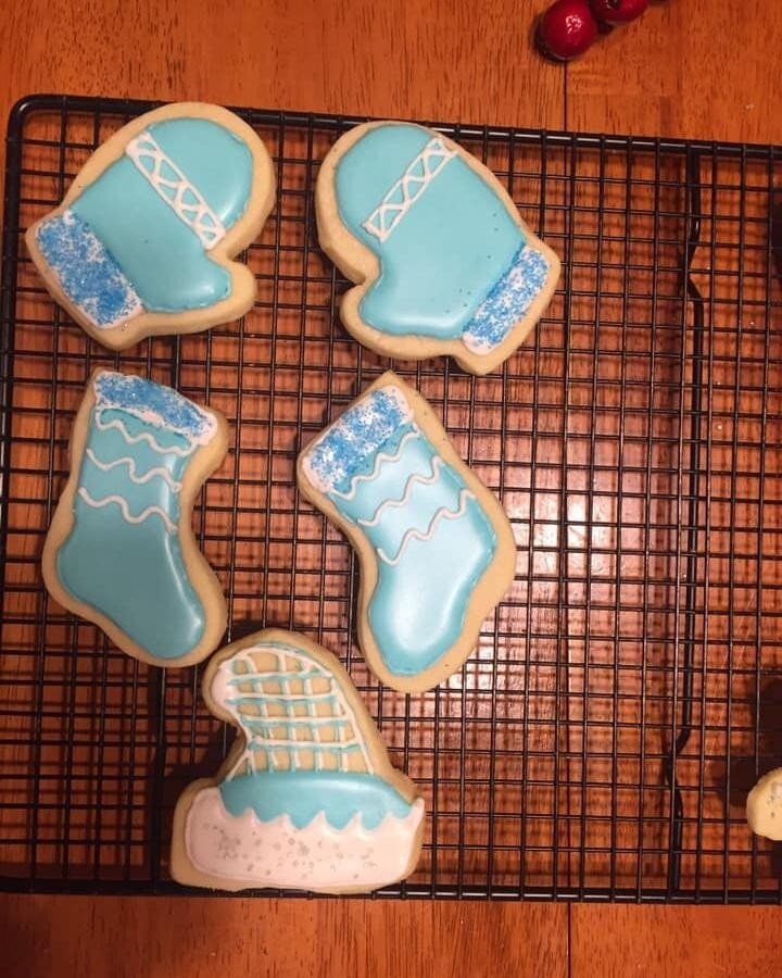 My first shot at baking home made sugar cookies, home made royal icing and decorating ... spent nine hours (Yes that&rsquo;s right) just decorating 🤦🏻&zwj;♀️