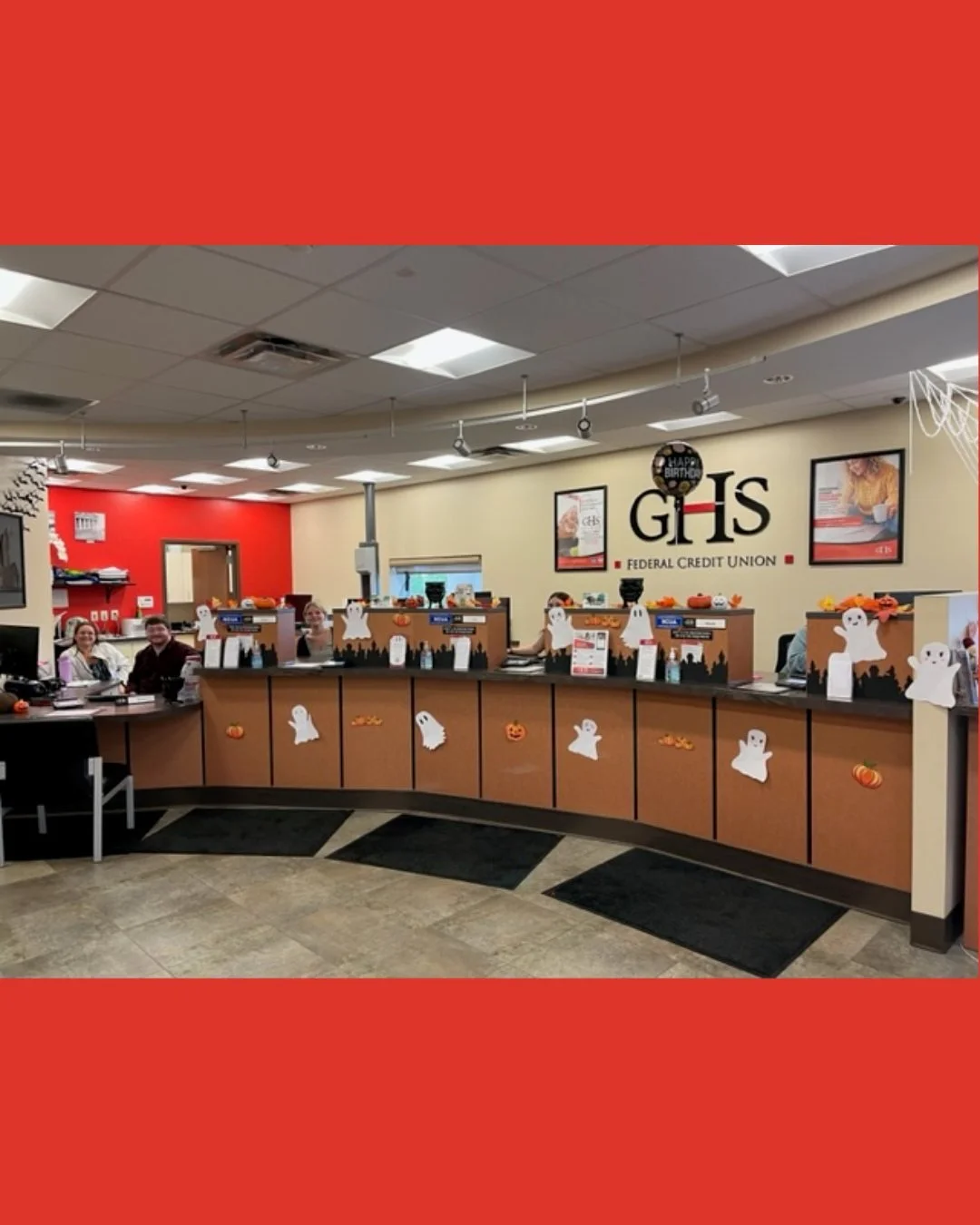 Have you stopped by our Norwich branch recently? They're really getting in the spirit of the season! 👻 They've gotten hauntingly creative this Halloween,  and their ghosts have some pretty great financial advice!