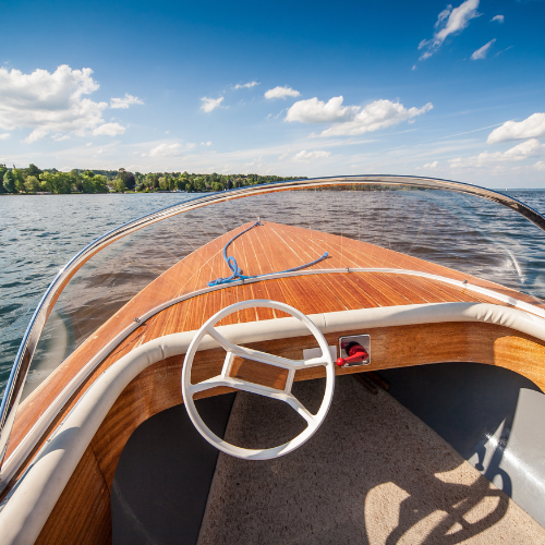 Lake Days Start with Signet