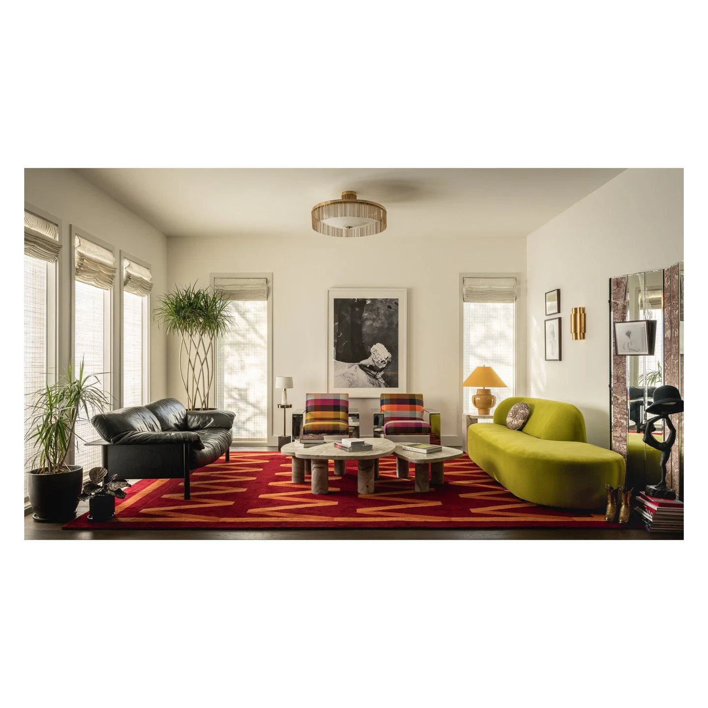 Had the absolute pleasure of shooting the @housebeautiful Whole Home here in Austin for @visualcomfort. An amazing collaborative effort from so many talented designers and brands.

Light fixtures: @visualcomfort
Art Director: @dorynicole
Asst. Produc