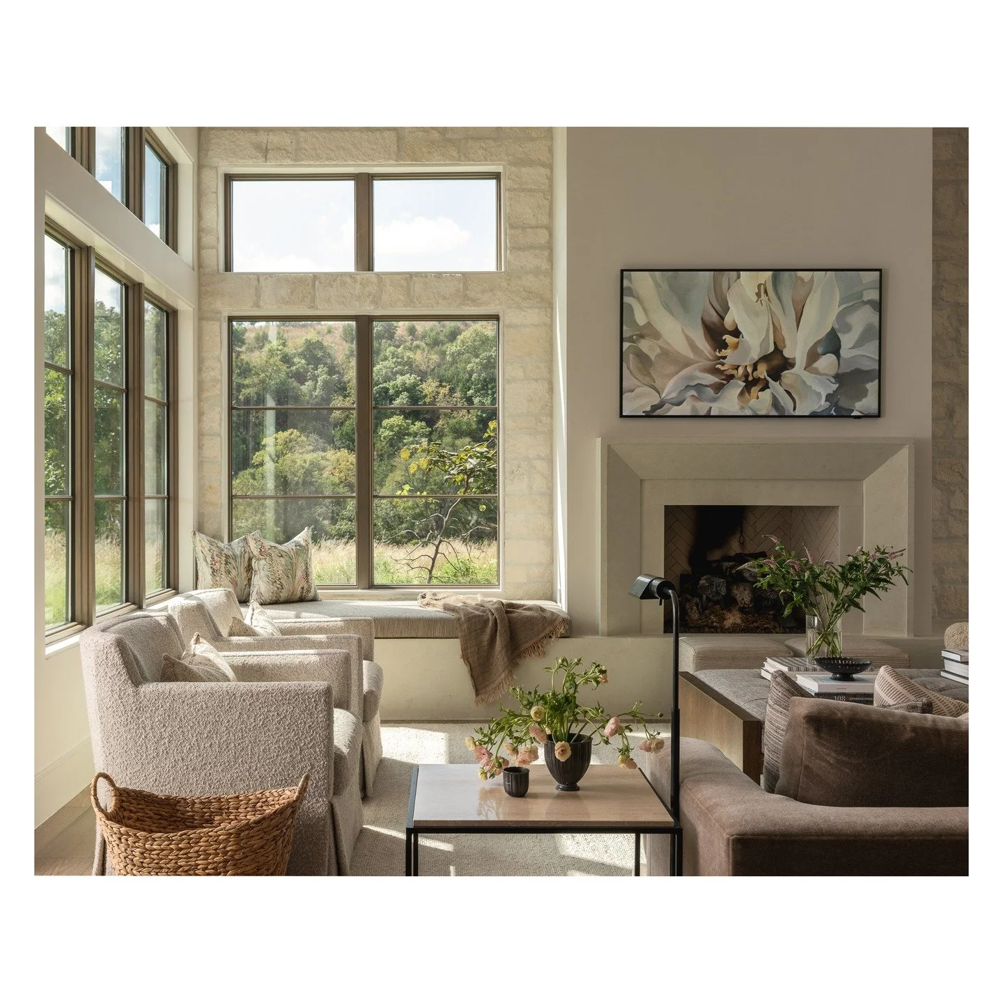 The lovely Boot Ranch project shot last year for @tiplergroup.

Builder: @tiplergroup
Designer: @tiplerdesign
Styled by @alexaraeofsun 
Photos: @kieranreevesphotography