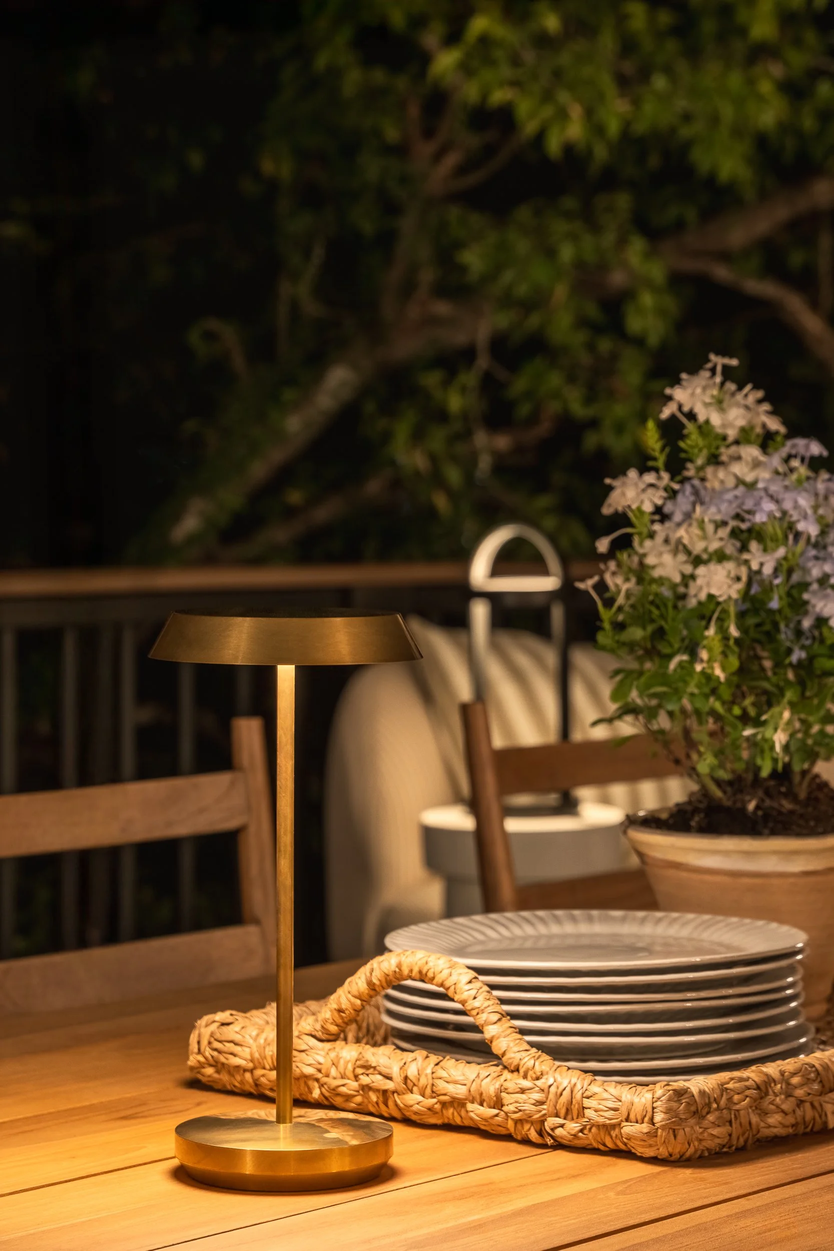 HBWH Tepa Accent Rechargable Table Lamp 001- Kieran Reeves Photography [Web-Res].jpg