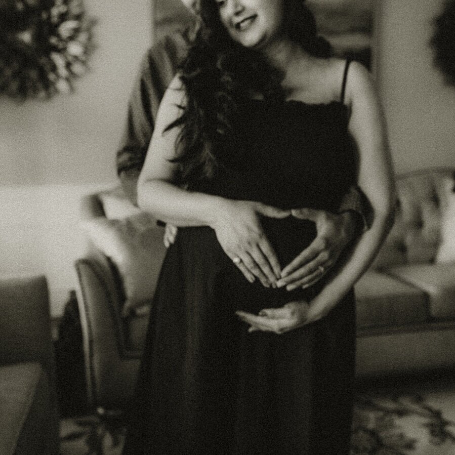 All the love and anticipation during this maternity session in Philadelphia. 🥹

#maternityphotography #philadelphiaphotographer #blessedwithlove #maternitymagic