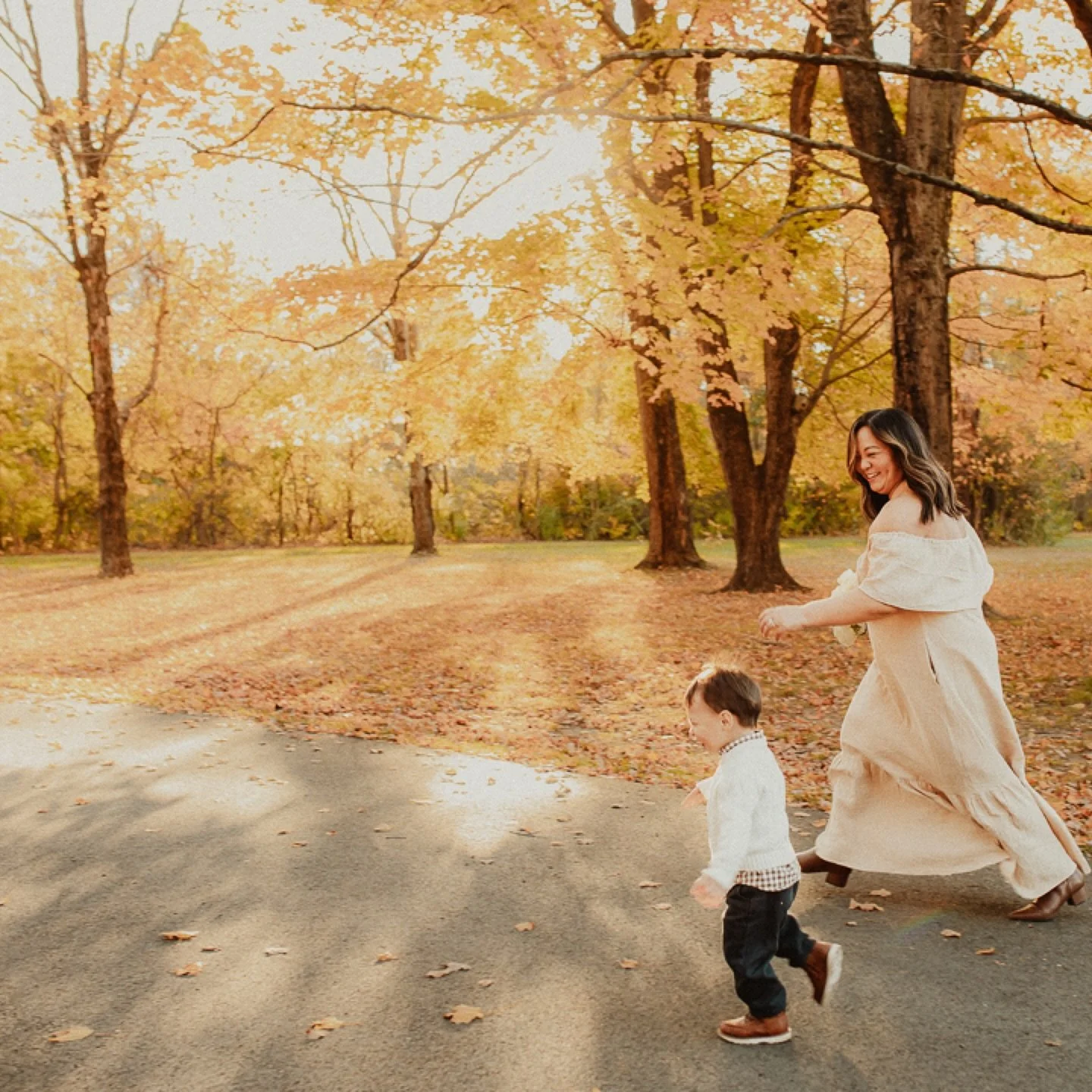 First sneak peaks from mini sessions the other day and these guys brought the JOY!!