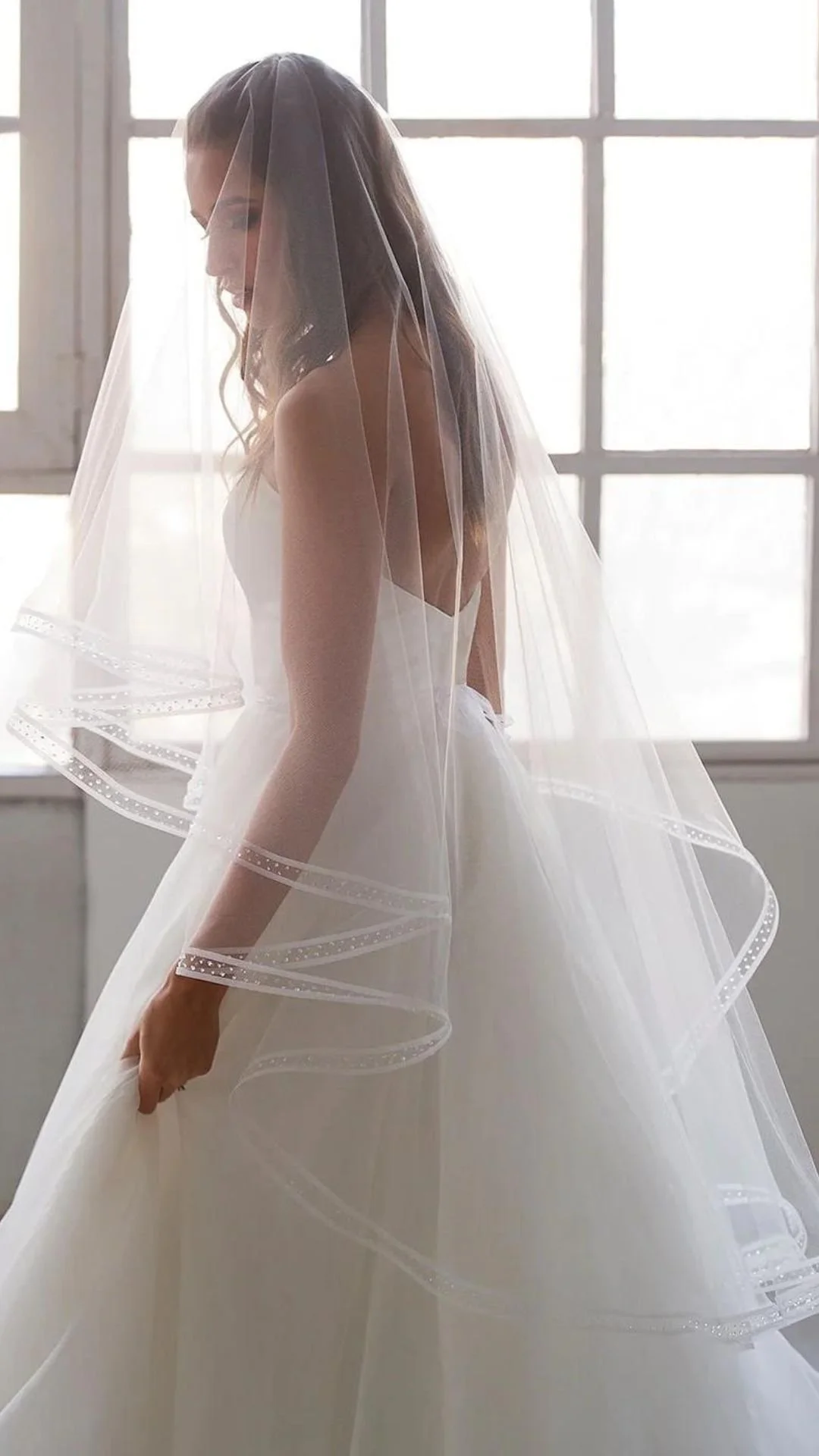 Veil Ariel Taub Gigi waltz length.jpg